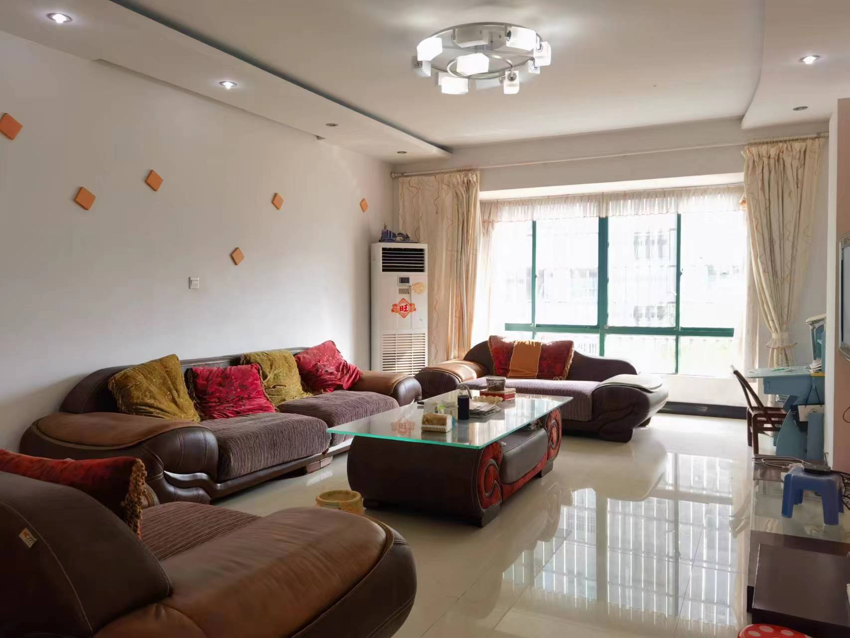 紫竹茗园 4室2厅2卫 65.0万 紫竹茗园 4室2厅2卫 65.0万室内图