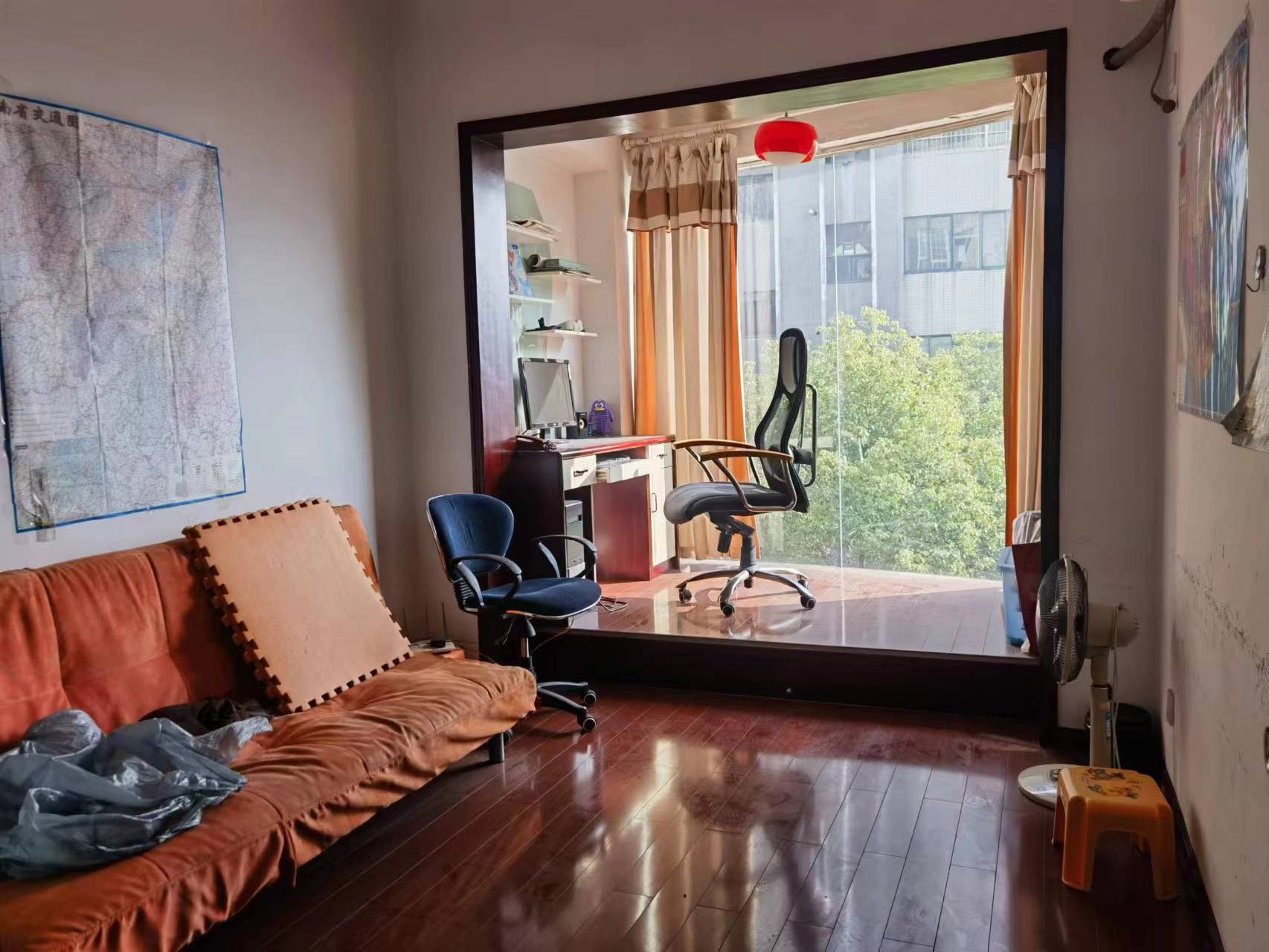 紫竹茗园 4室2厅2卫 65.0万 紫竹茗园 4室2厅2卫 65.0万室内图