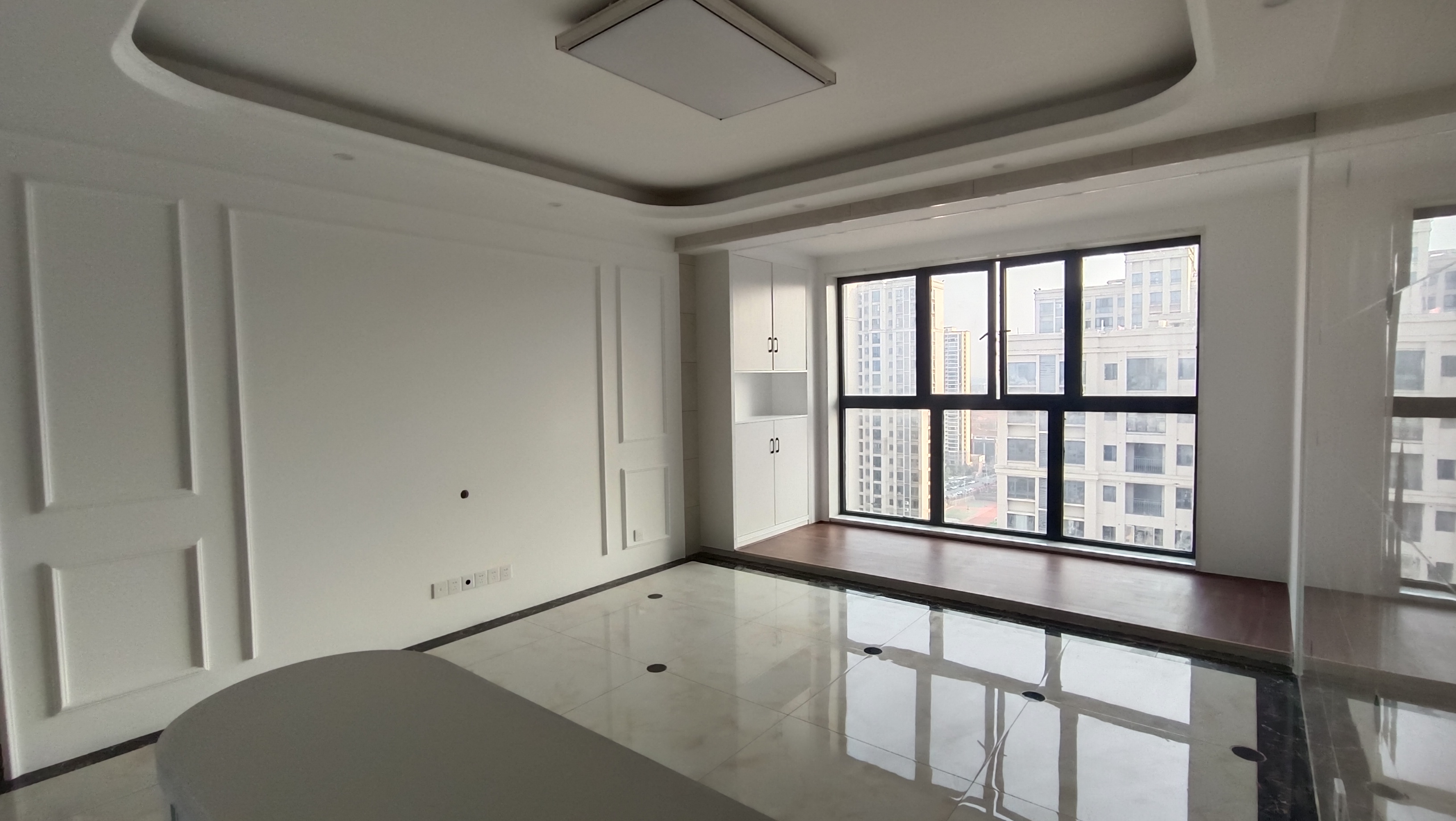 山水印象 3室2厅2卫 62.00万 山水印象 3室2厅2卫 62.00万室内图