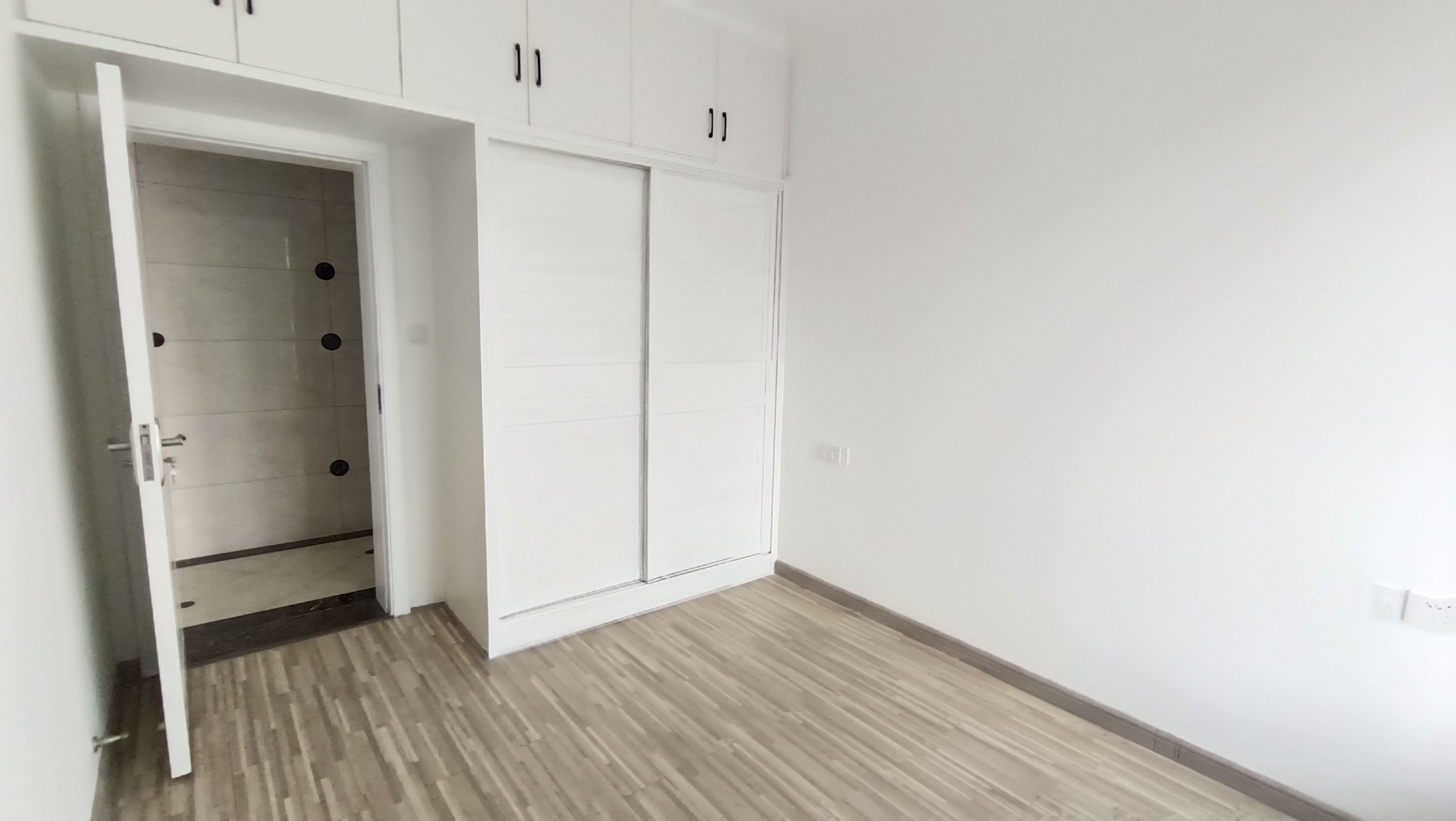 山水印象 3室2厅2卫 62.00万 山水印象 3室2厅2卫 62.00万室内图