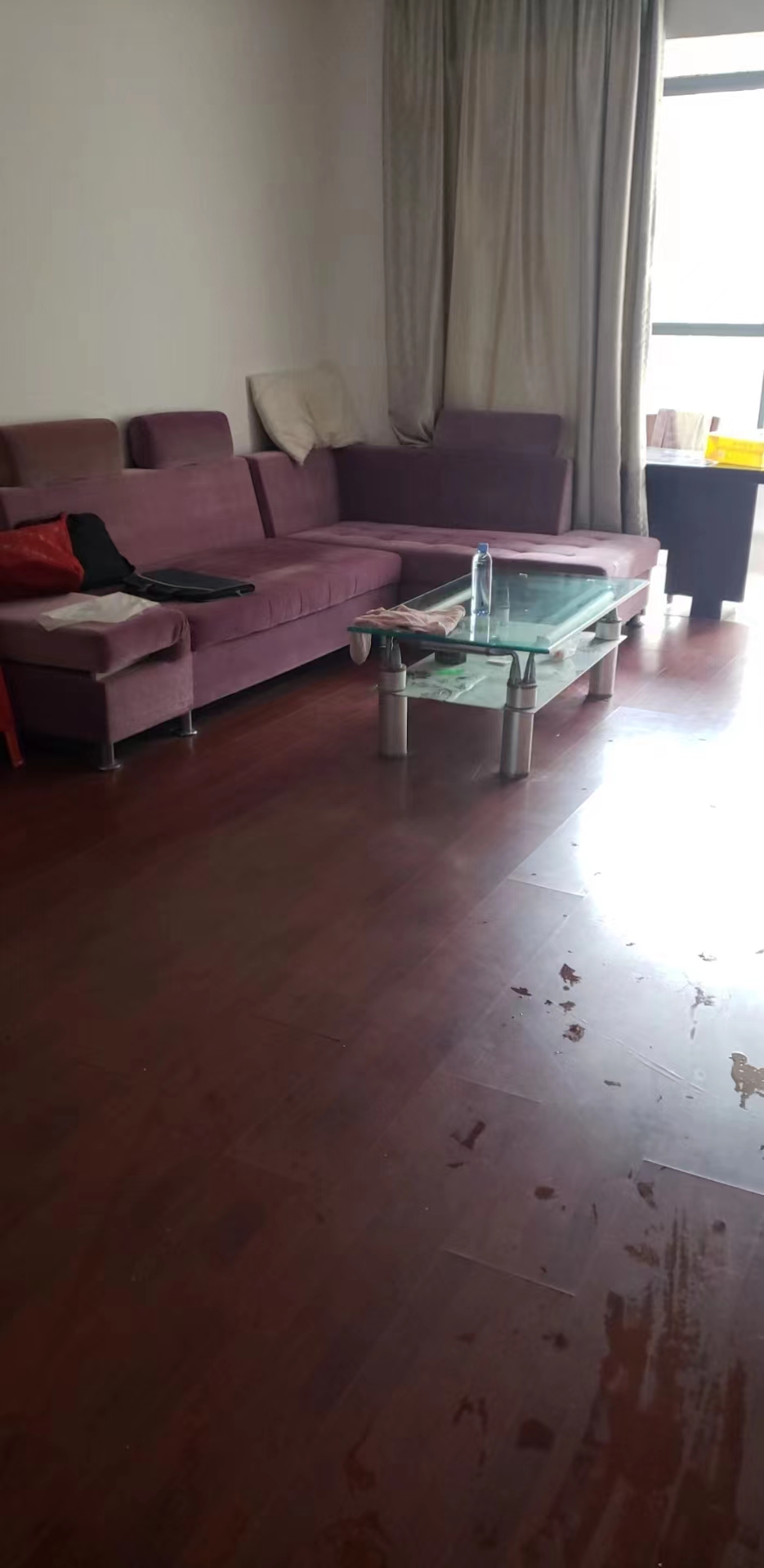 中央皇庭 2室2厅1卫 36.80万 中央皇庭 2室2厅1卫 36.80万室内图