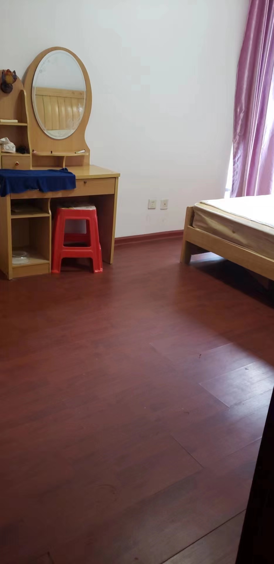 中央皇庭 2室2厅1卫 36.80万 中央皇庭 2室2厅1卫 36.80万室内图