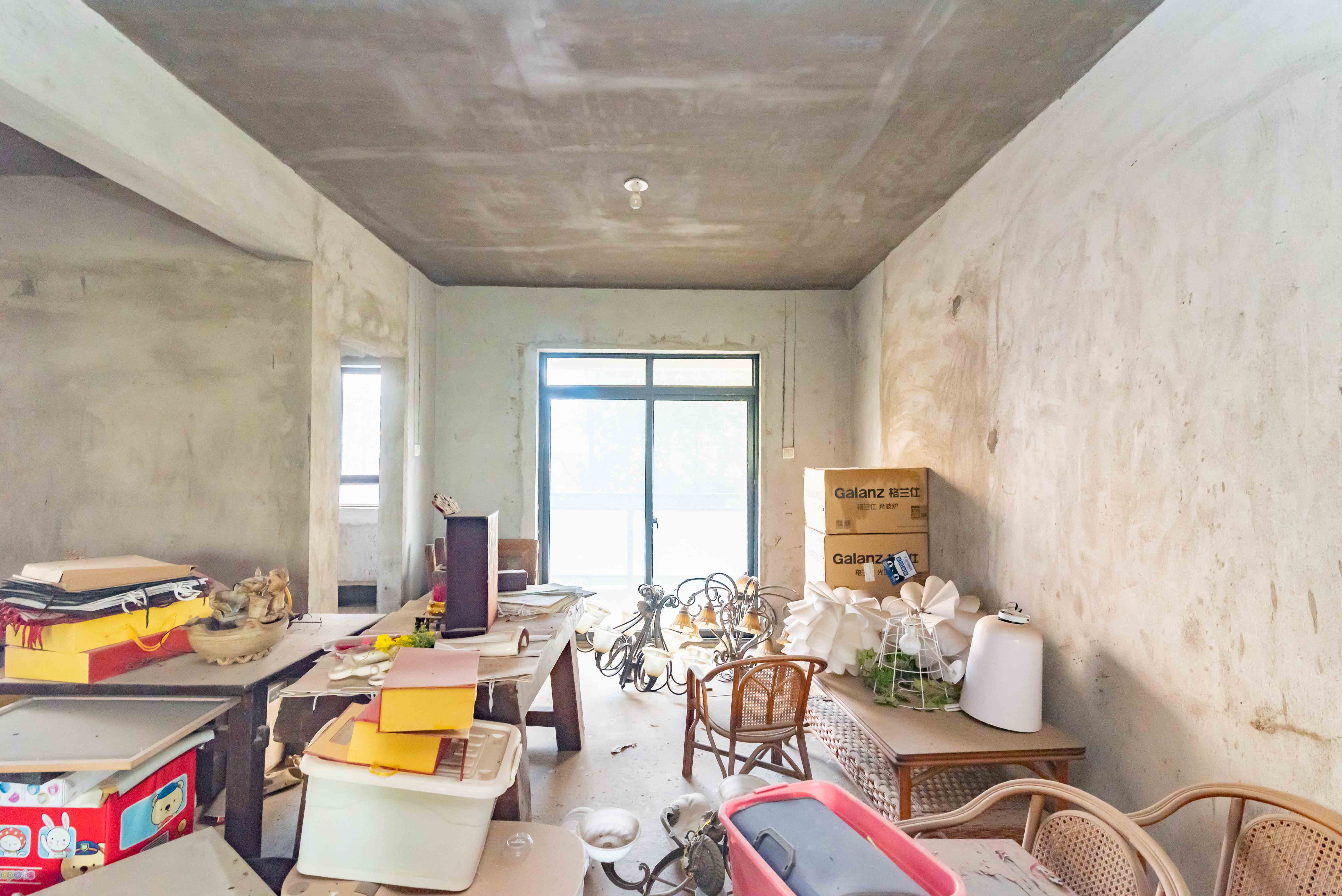 长大卧琥 4室2厅2卫 130.00万 长大卧琥 4室2厅2卫 130.00万客厅