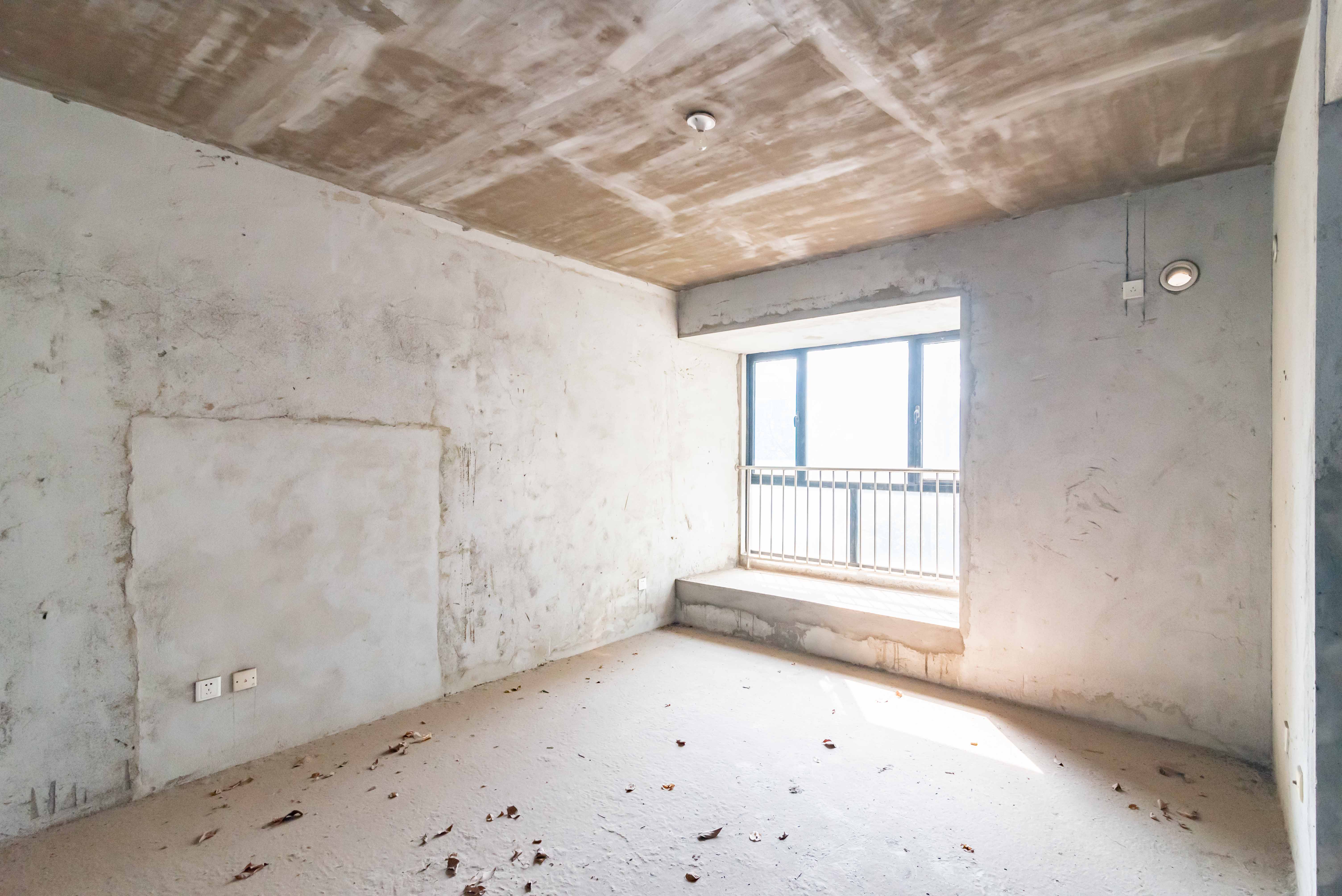 长大卧琥 4室2厅2卫 130.00万 长大卧琥 4室2厅2卫 130.00万卧室