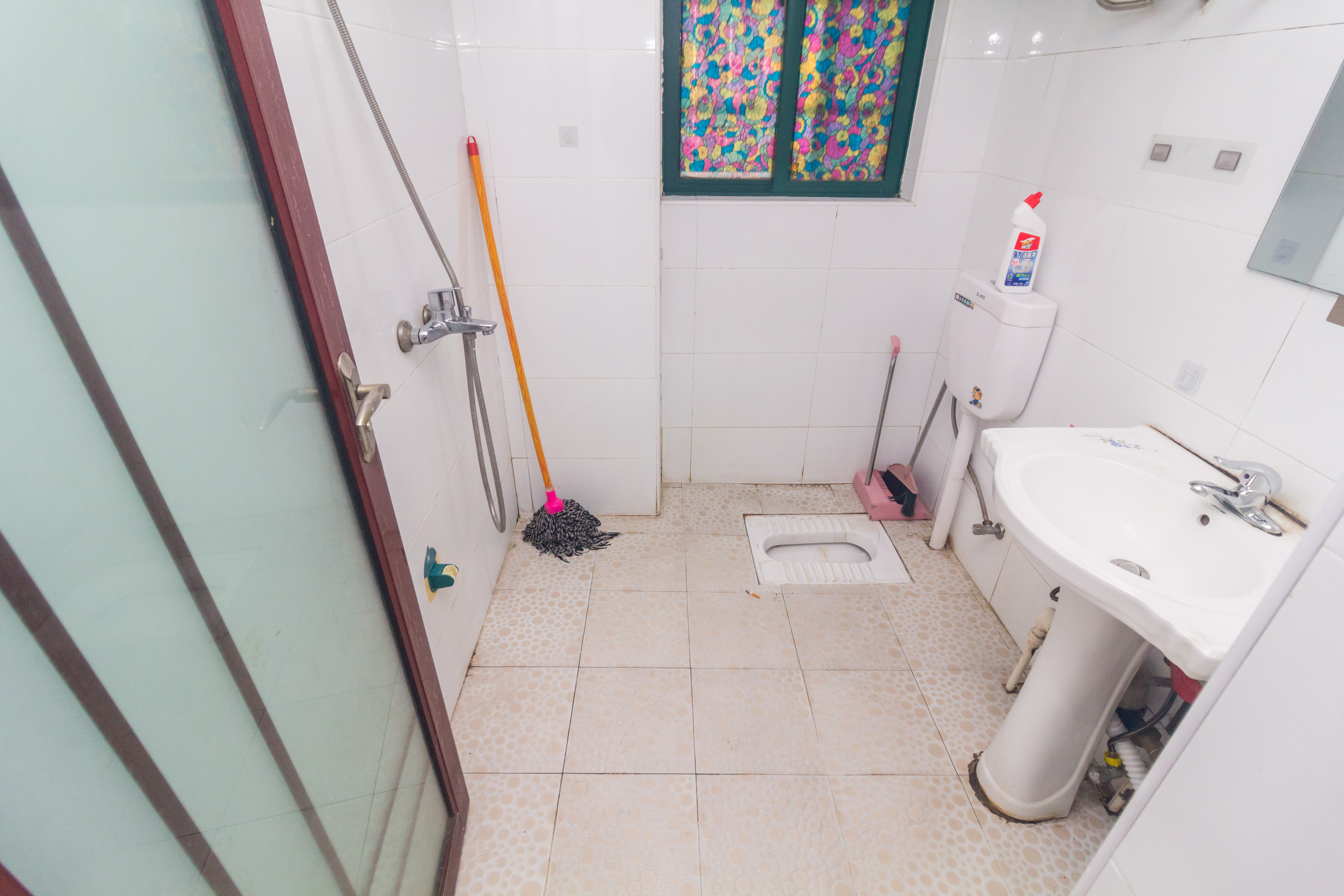 华天LOHO小镇  1室1厅1卫    21.8万 华天LOHO小镇  1室1厅1卫    21.8万卫生间