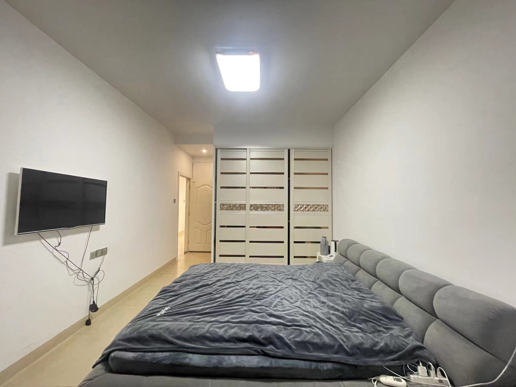 泰山公馆 3室2厅2卫 88.0万 泰山公馆 3室2厅2卫 88.0万室内图