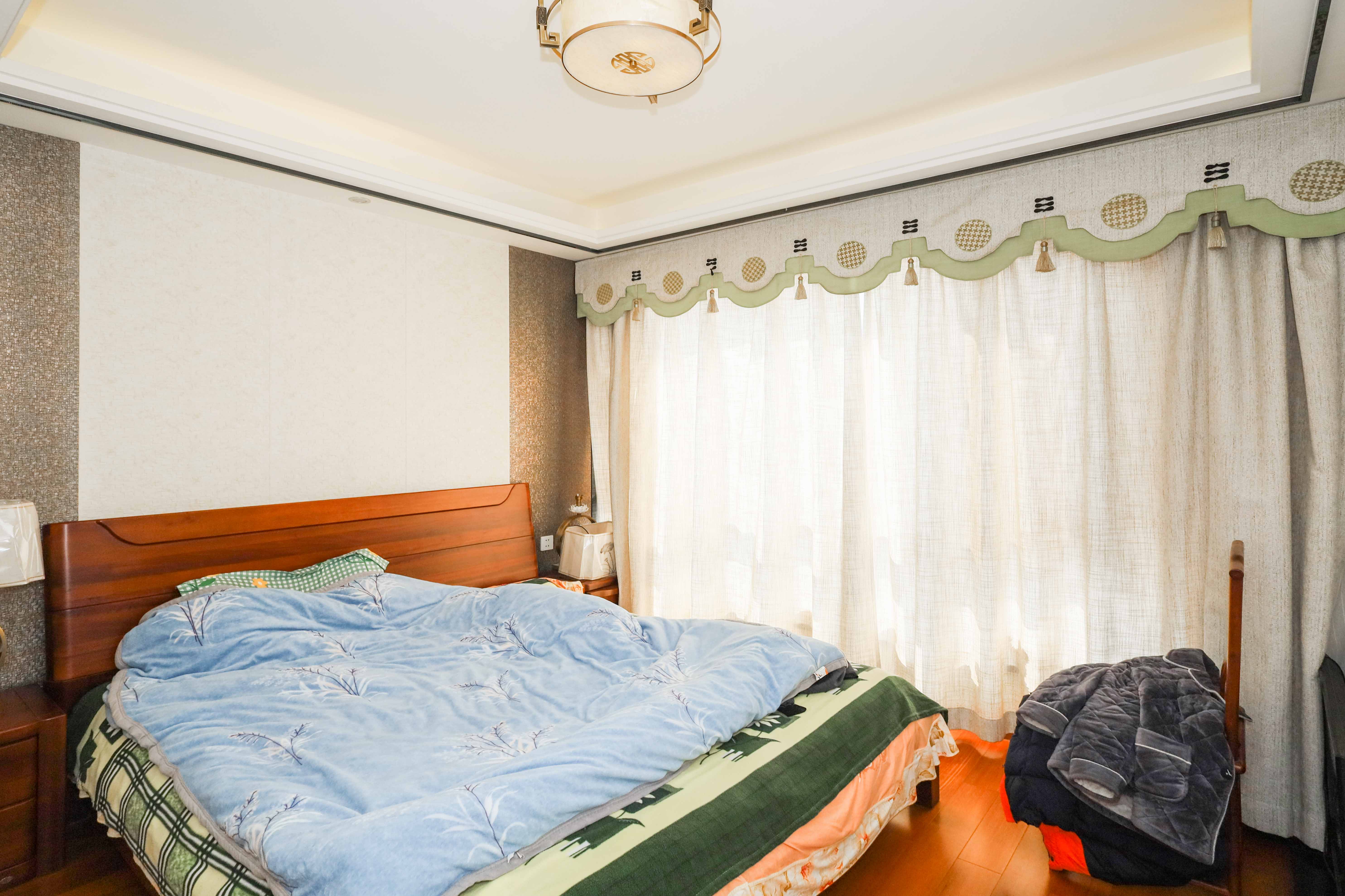 佳兆业云顶梅溪湖（佳兆业梅溪荟）  4室2厅2卫    280.5万卧室