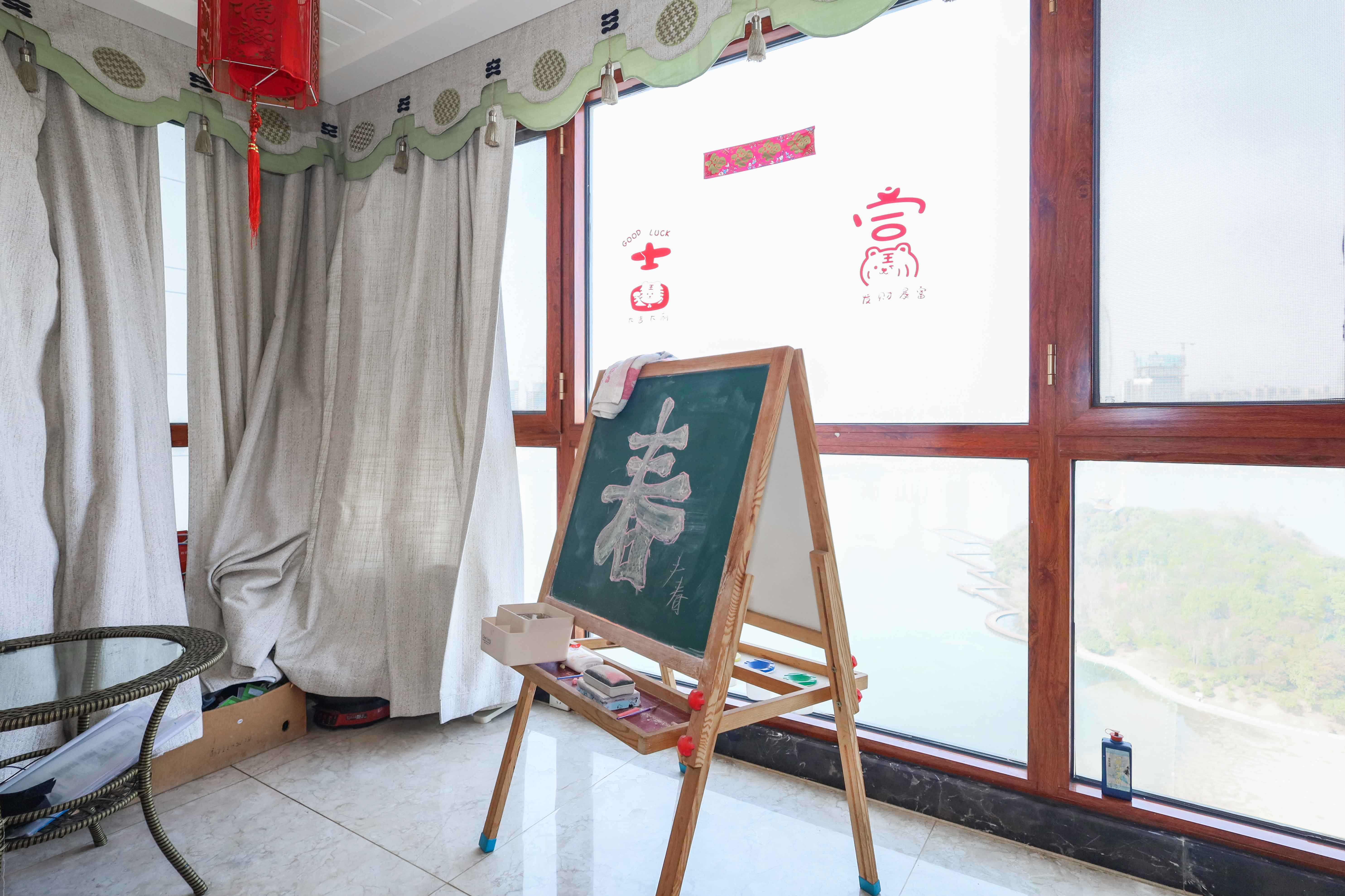 佳兆业云顶梅溪湖（佳兆业梅溪荟）  4室2厅2卫    280.5万阳台