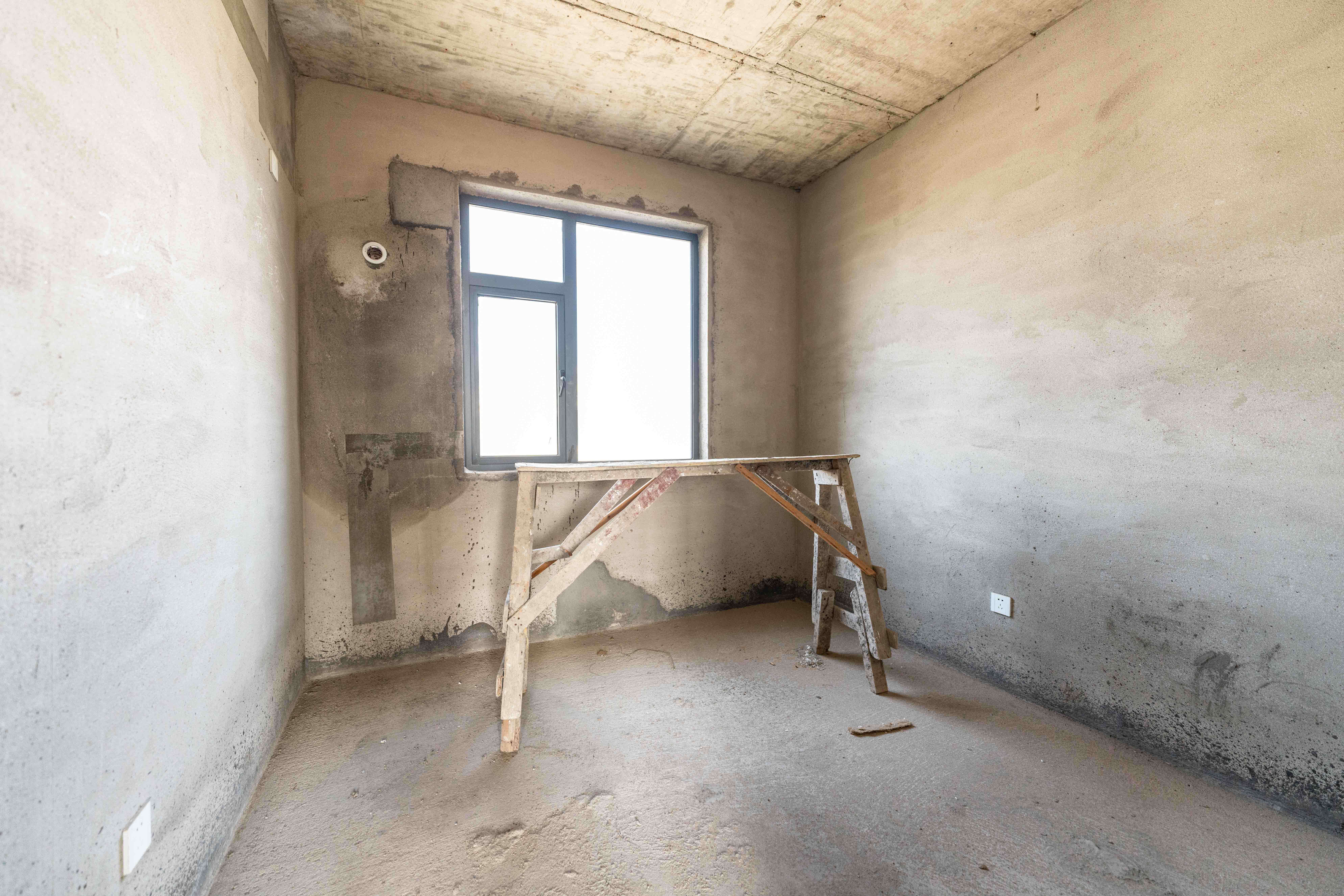 五矿万境蓝山  4室2厅2卫    180.0万卧室