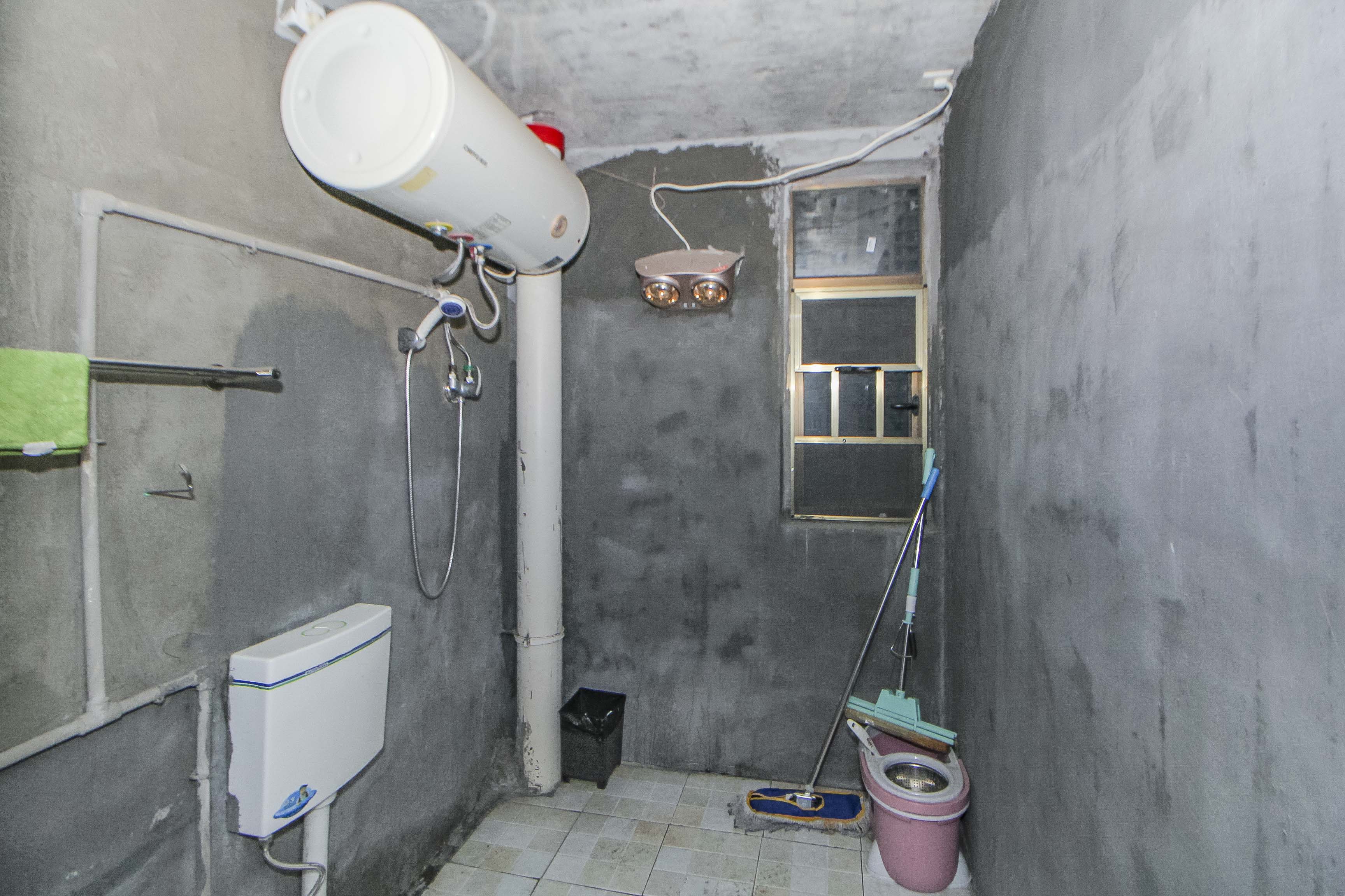 江山帝景哈佛  4室2厅2卫    110.9万卫生间