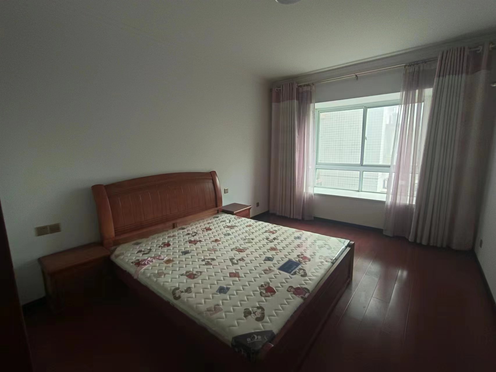 金钩花园 4室2厅2卫 90.0万 金钩花园 4室2厅2卫 90.0万室内图