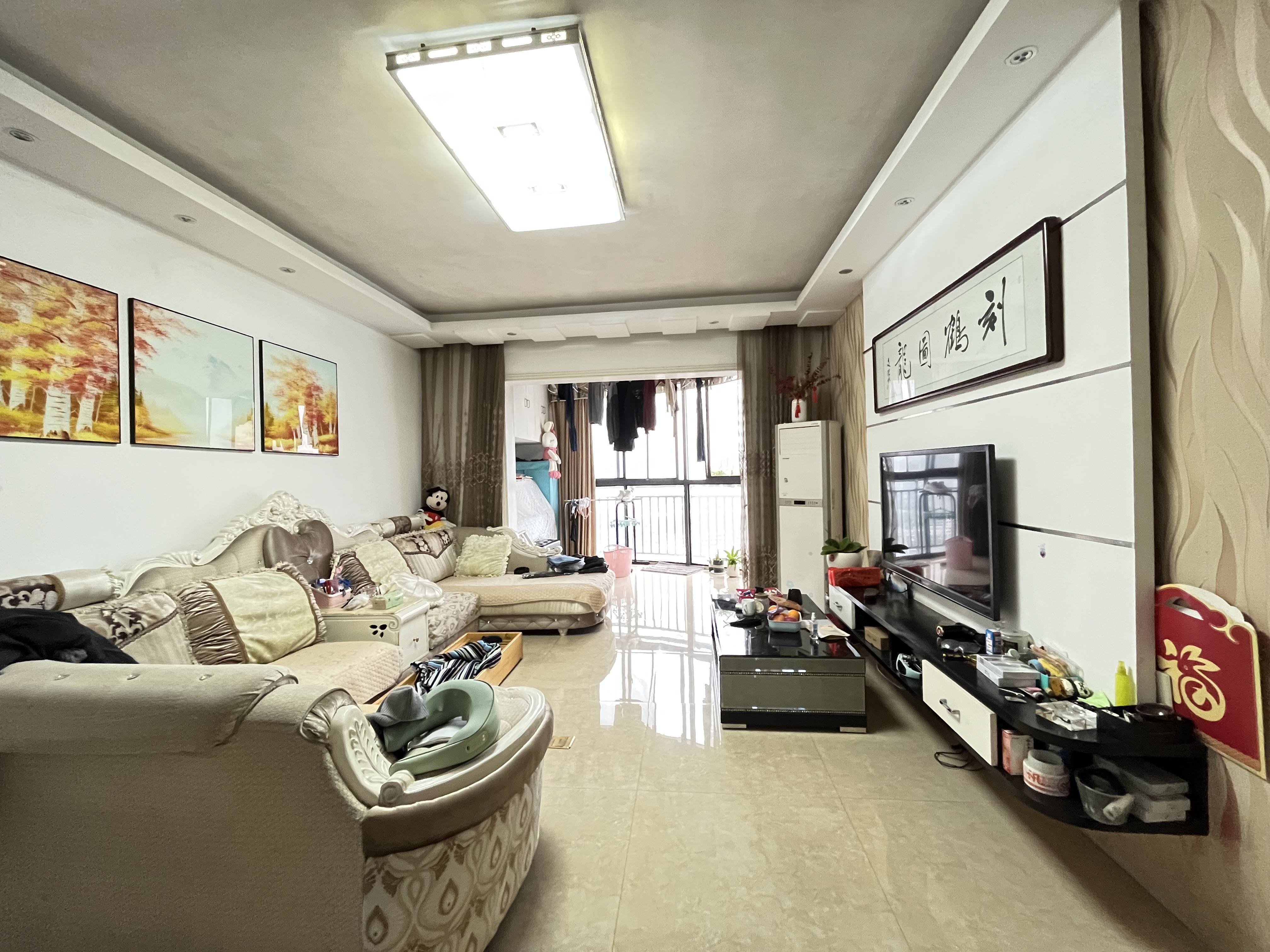 圣华名城建设北路110号 4室2厅2卫 55.0万 圣华名城建设北路110号 4室2厅2卫 55.0万室内图