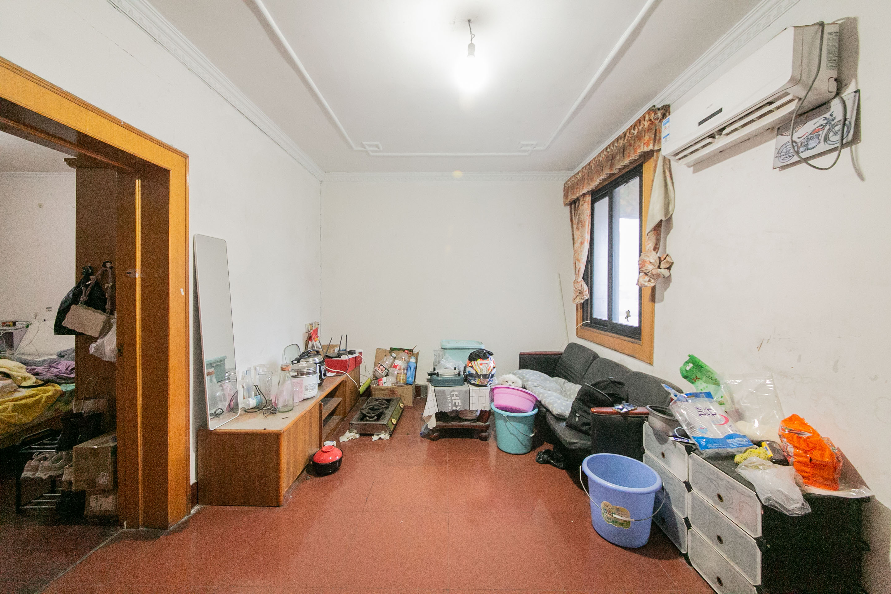 国庆新村  2室1厅1卫   50.00万