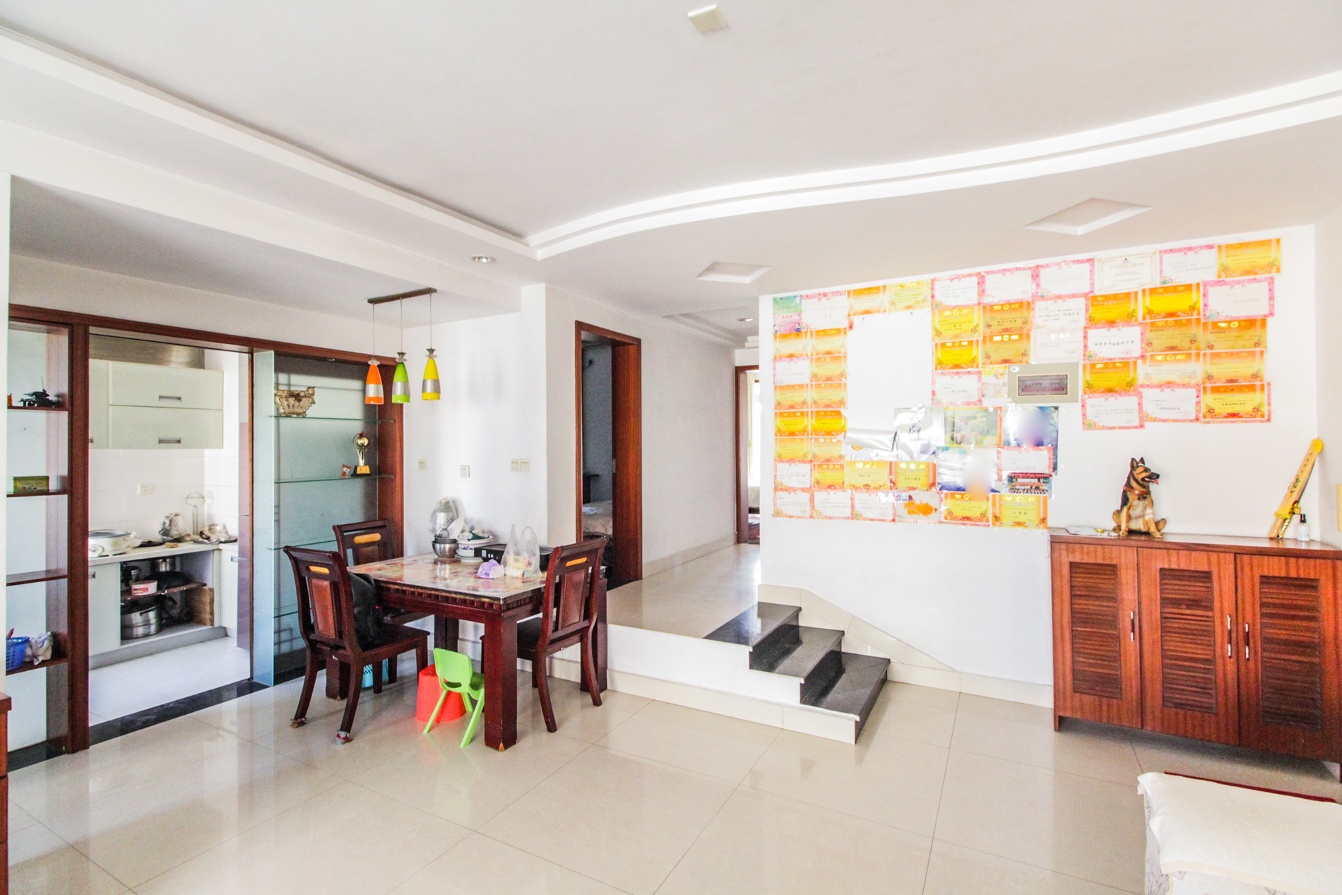 星语林名园  3室2厅2卫    112.0万客厅