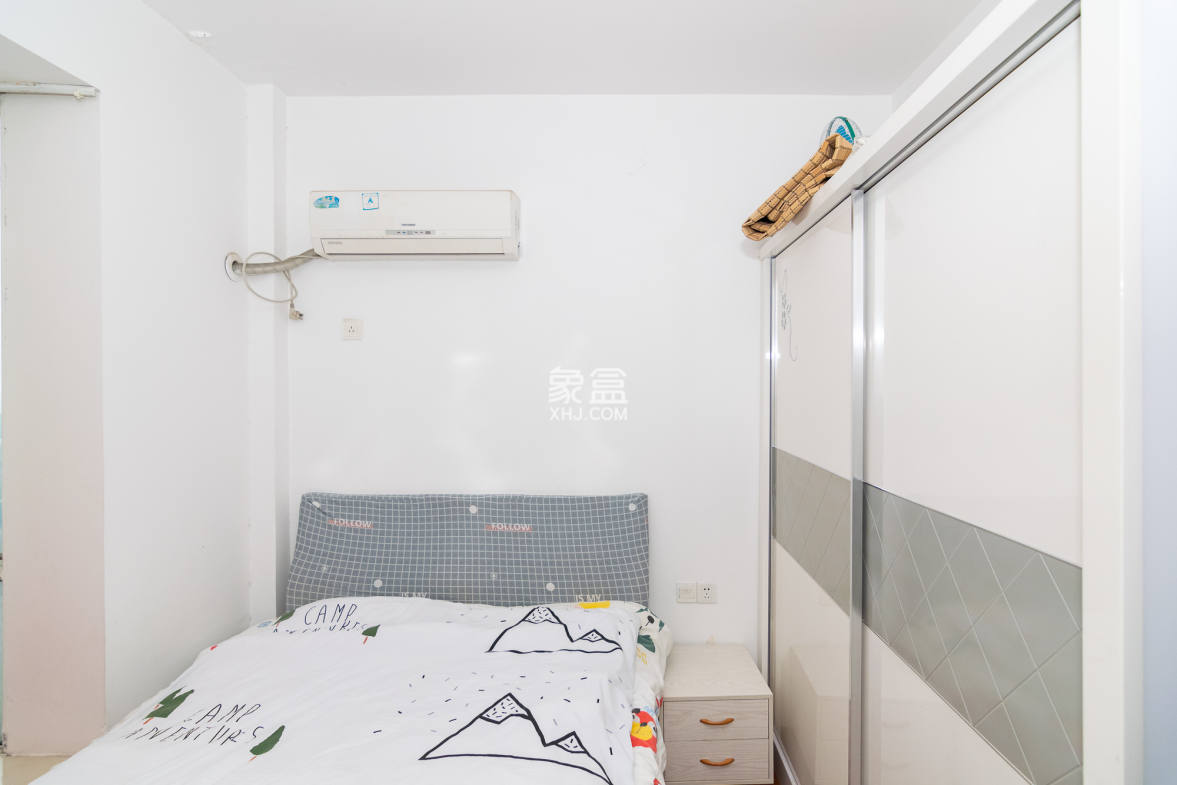 普瑞斯堡 2室2厅1卫 58.0万 普瑞斯堡 2室2厅1卫 58.0万卧室