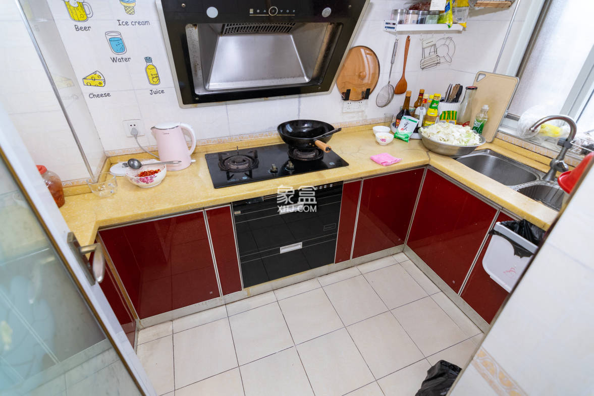 普瑞斯堡 2室2厅1卫 58.0万 普瑞斯堡 2室2厅1卫 58.0万厨房