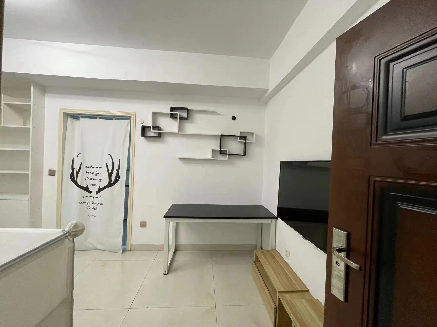 中建御山和苑 1室1厅1卫 30.0万 中建御山和苑 1室1厅1卫 30.0万室内图