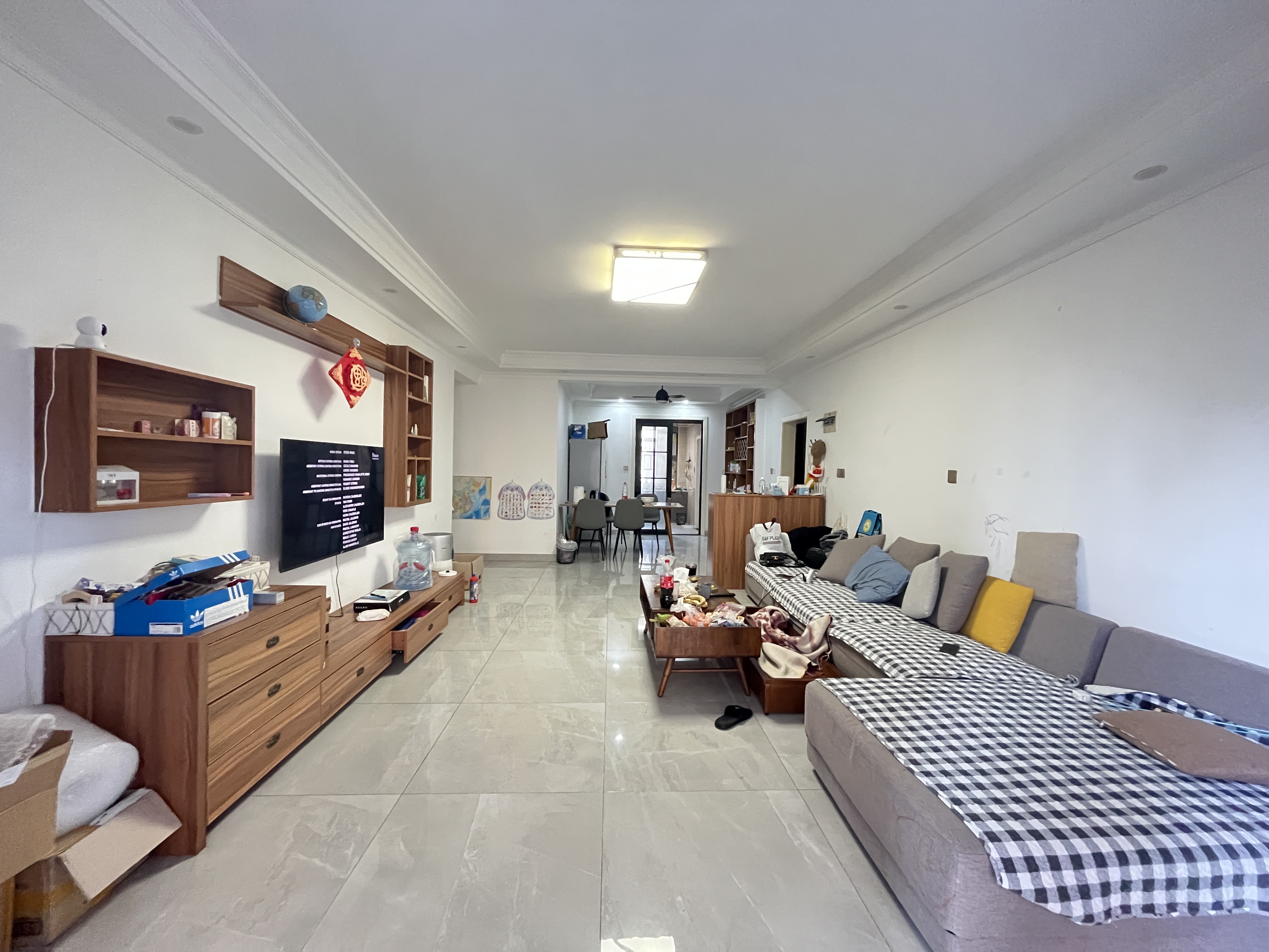 明峰银座  4室2厅2卫    75.8万 明峰银座  4室2厅2卫    75.8万室内图