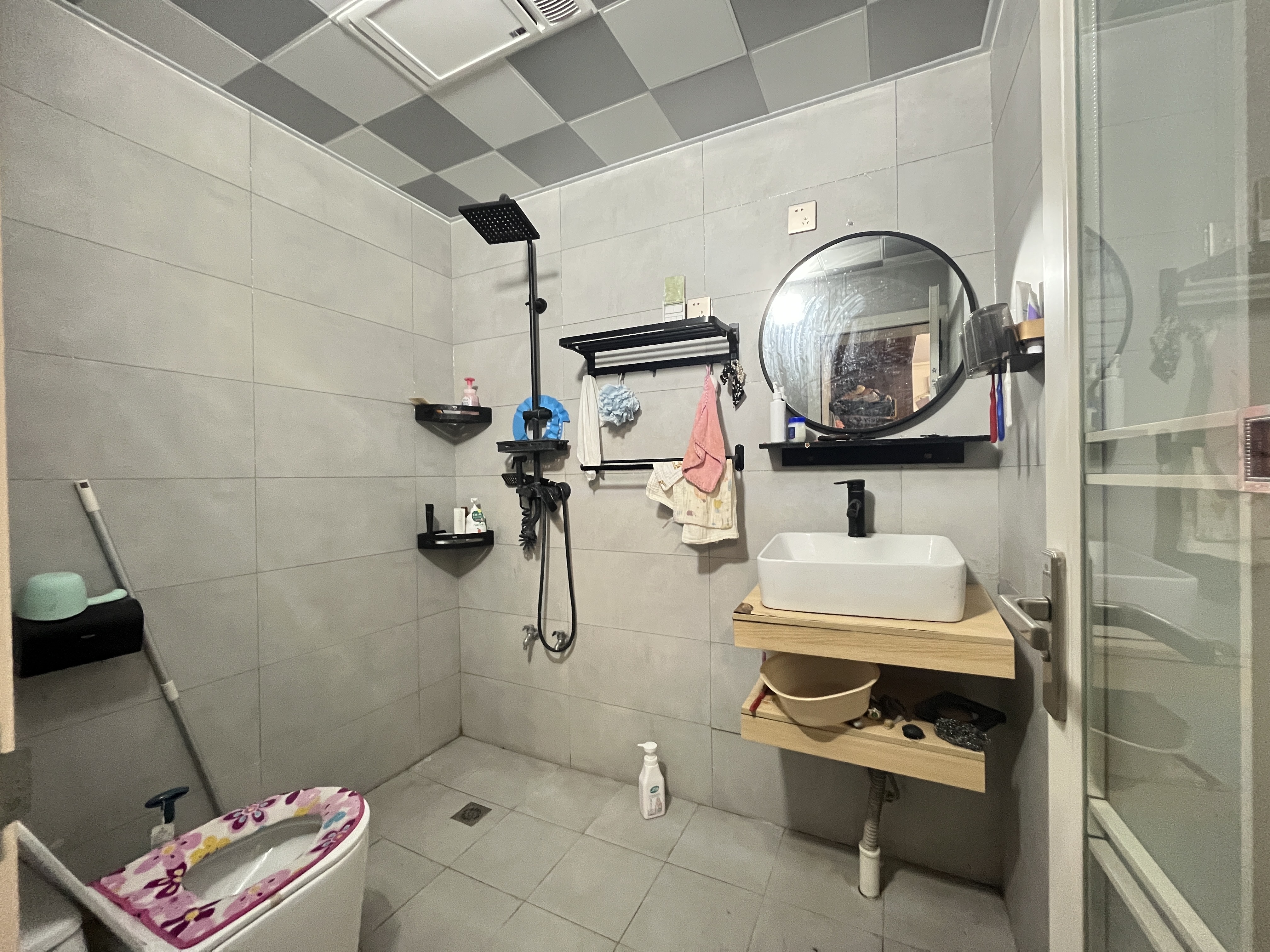 明峰银座  4室2厅2卫    75.8万 明峰银座  4室2厅2卫    75.8万室内图