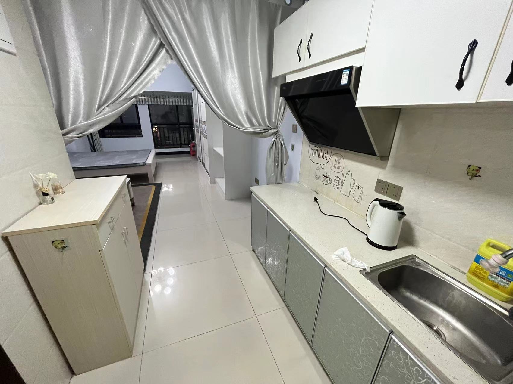 银泰财富广场 1室1厅1卫 32.80万 银泰财富广场 1室1厅1卫 32.80万室内图