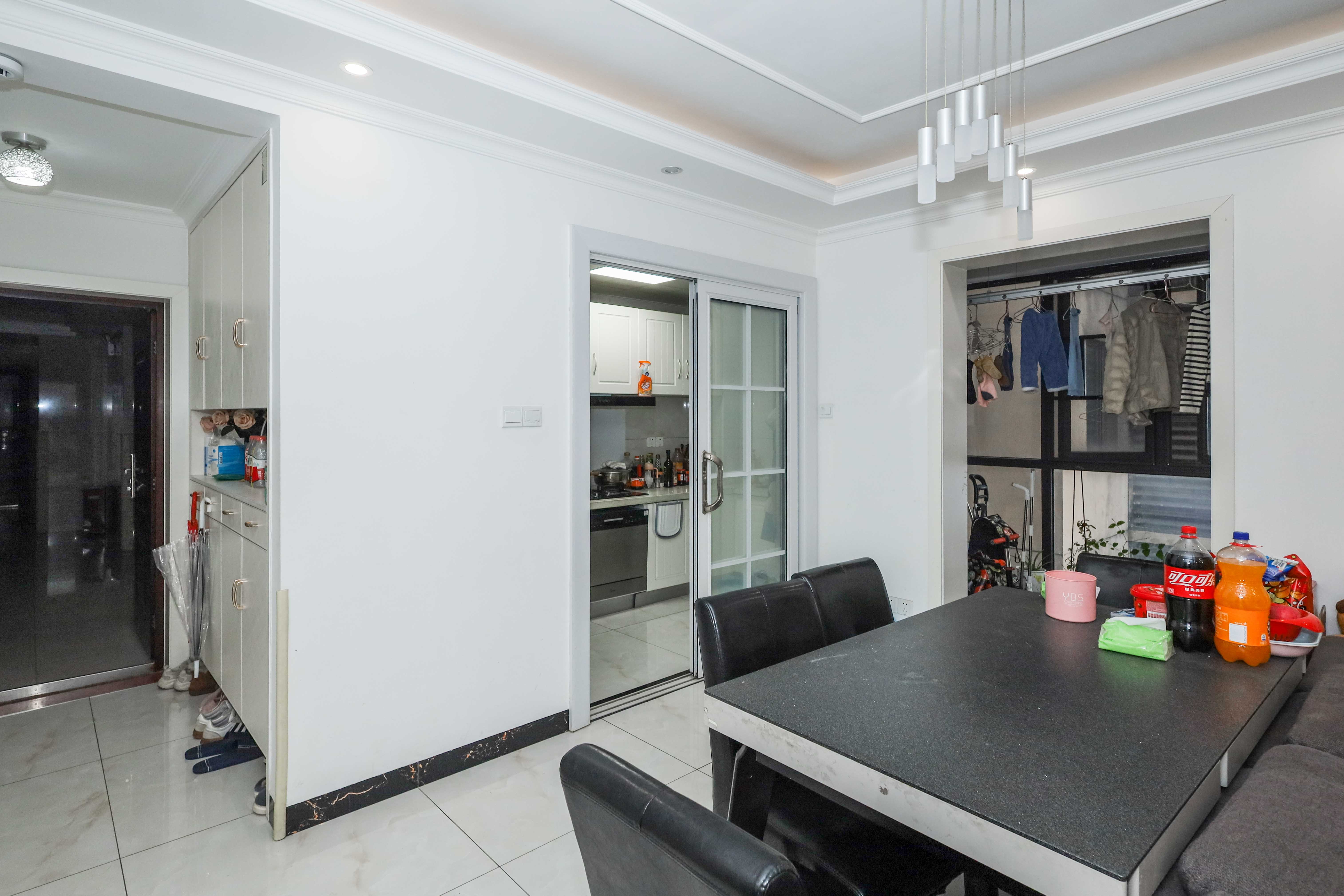 梅溪湖合能璞丽  3室2厅2卫    180.0万客厅