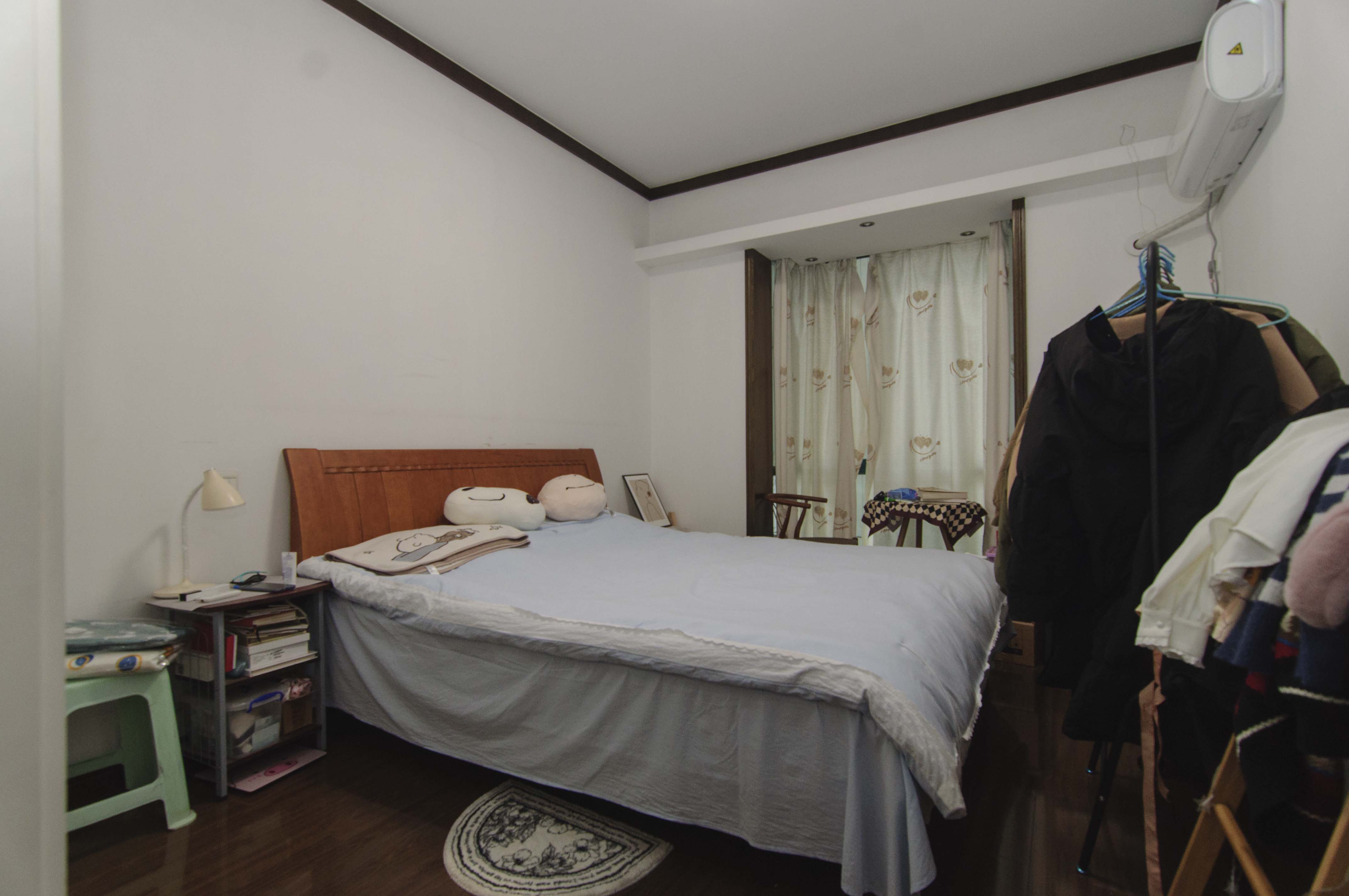 华盛家园  3室2厅2卫    120.0万卧室