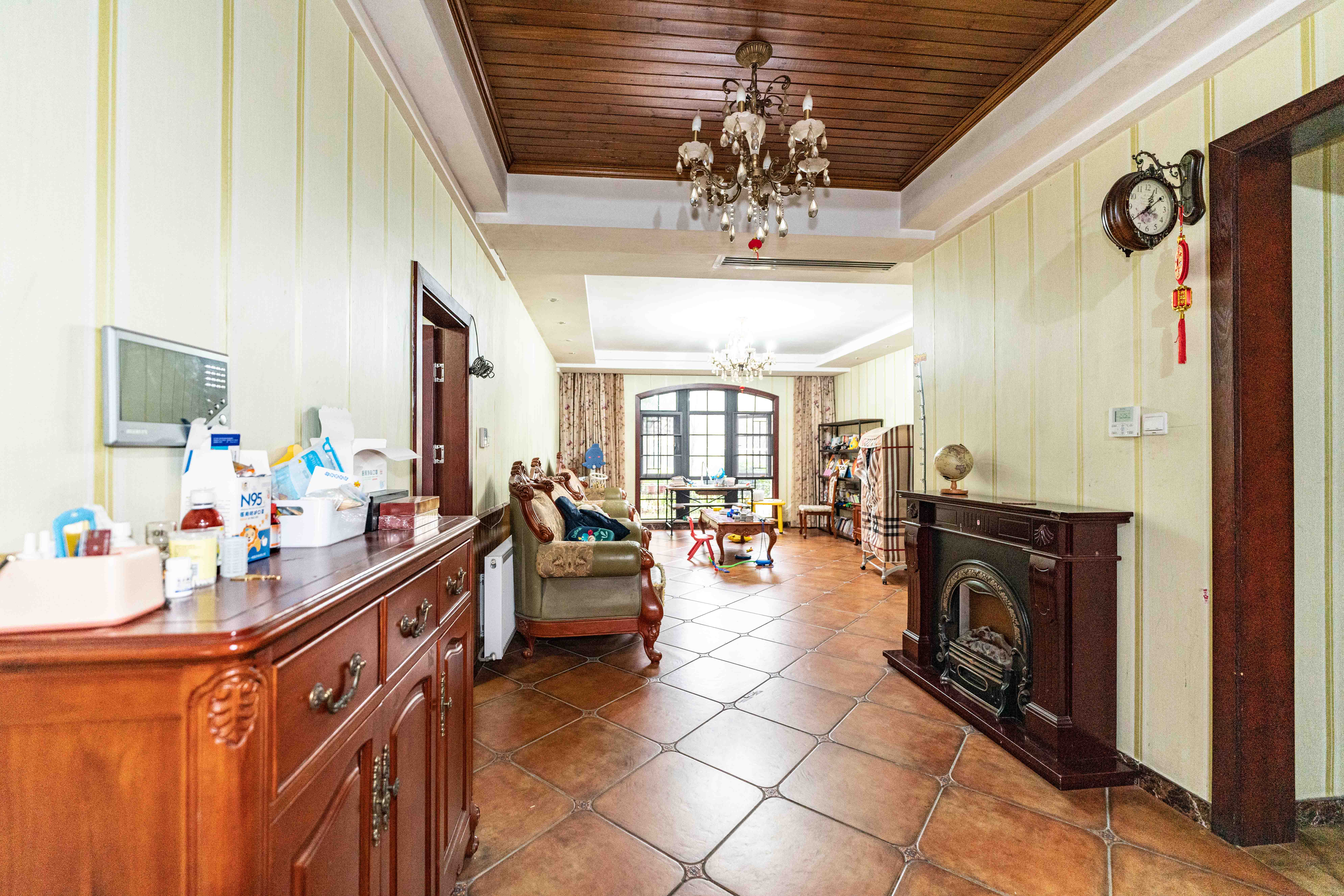 保利城(中航城国际社区、郡原美村) 2室2厅1卫 130.00万 保利城(中航城国际社区、郡原美村) 2室2厅1卫 130.00万客厅