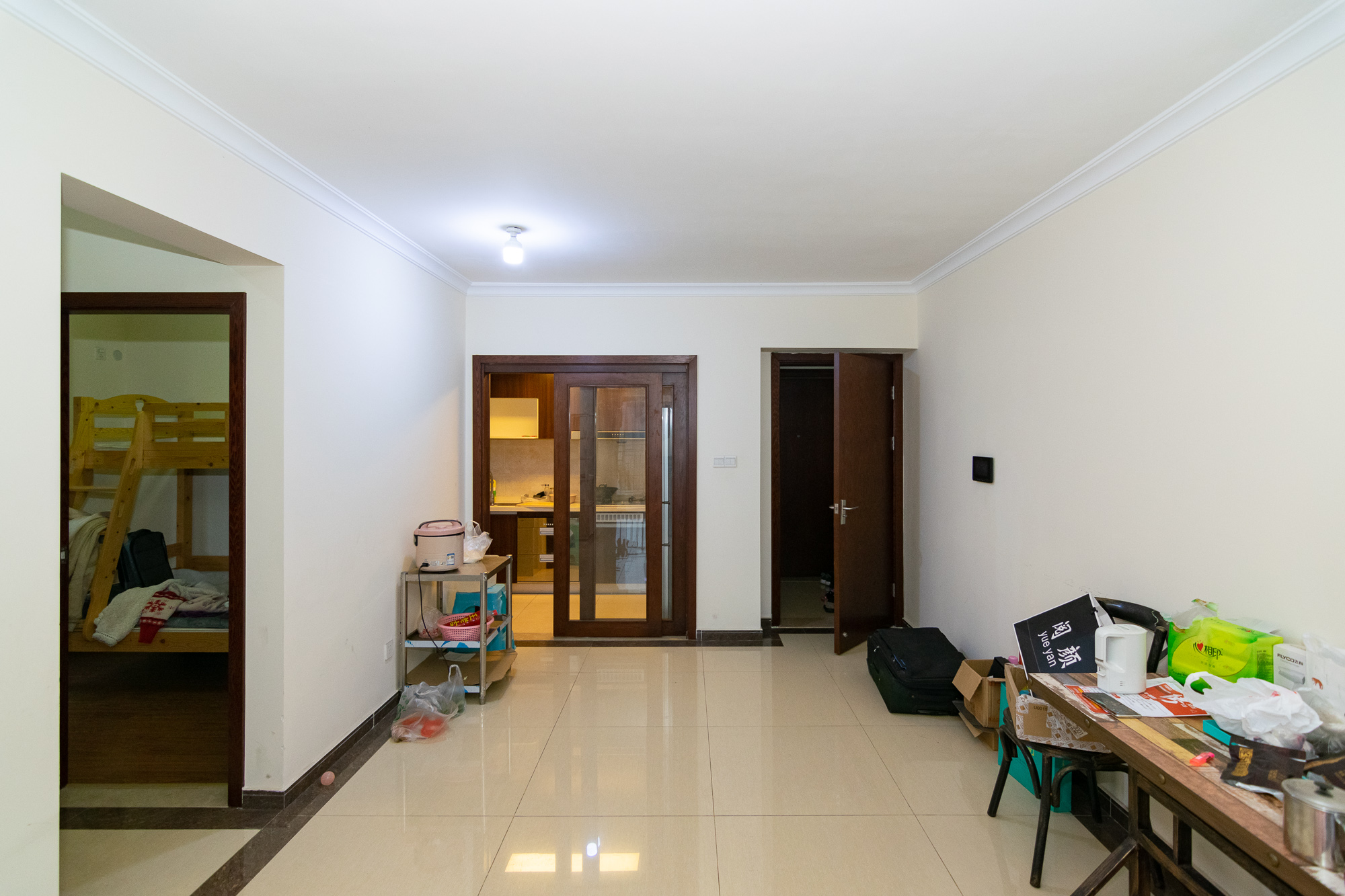 时代倾城二期  2室2厅1卫    85.9万 时代倾城二期  2室2厅1卫    85.9万客厅