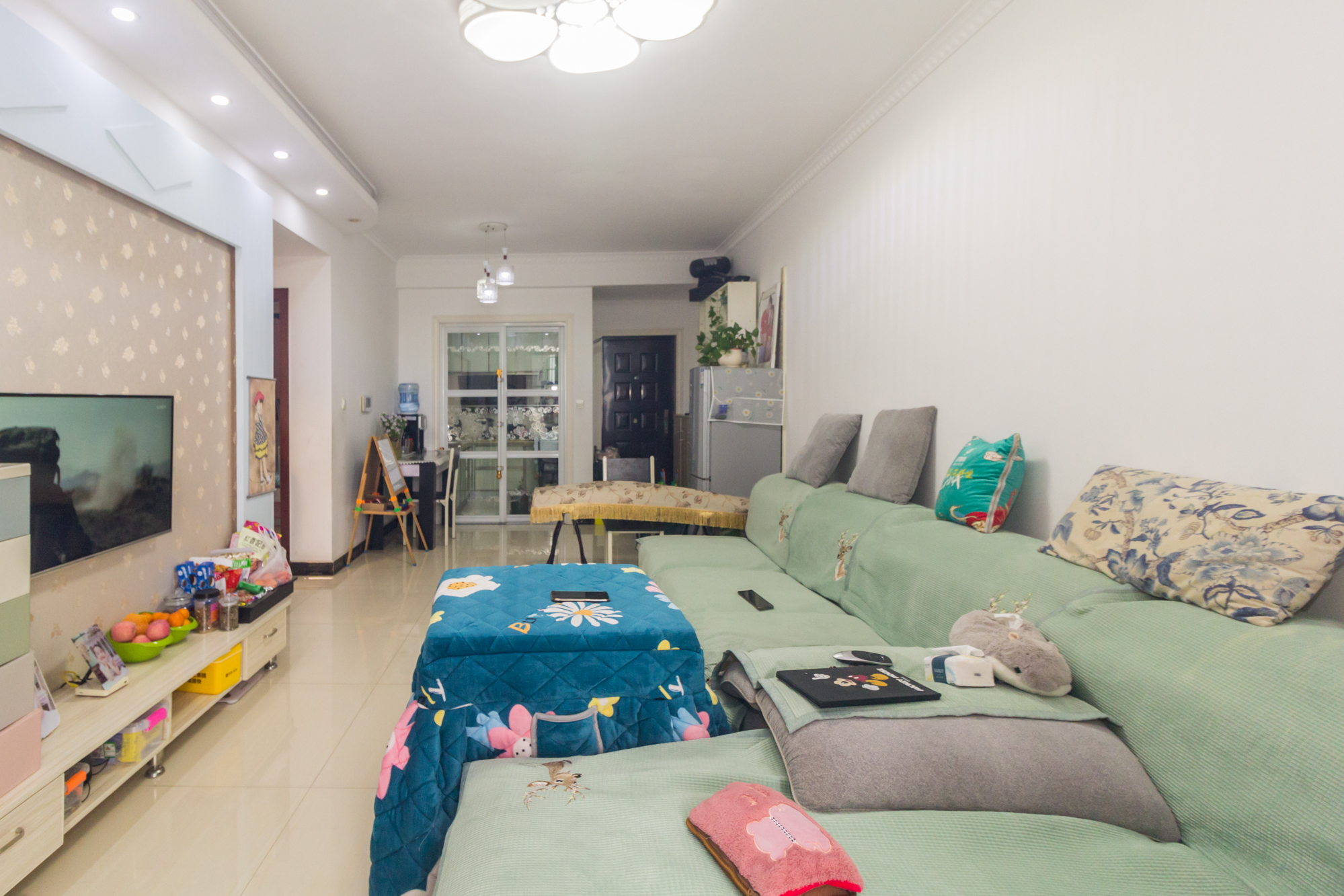 光明城市（星辰青年城）  2室1厅1卫    46.5万客厅