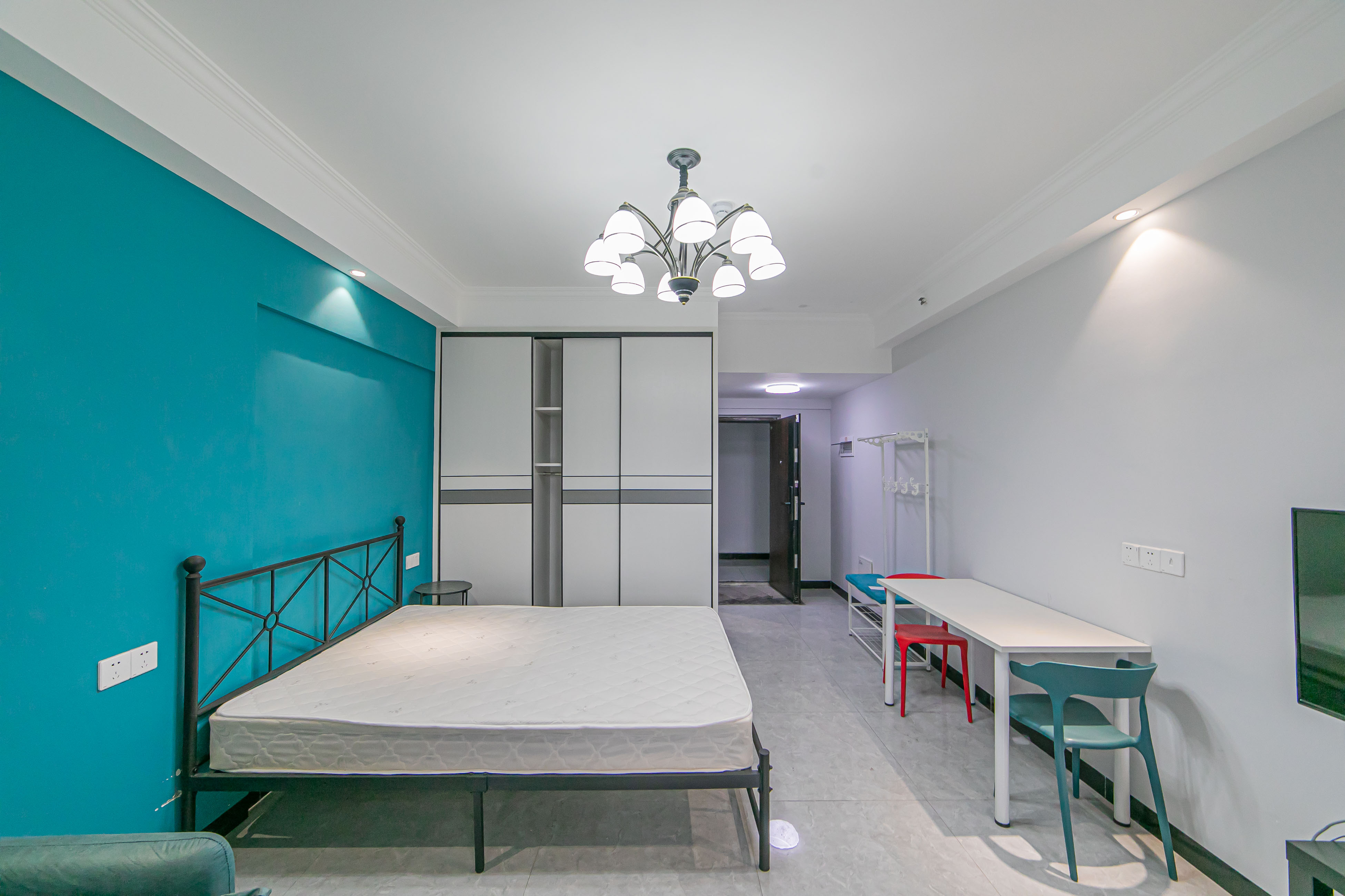 国泰九龙湾 1室1厅1卫 39.8万 国泰九龙湾 1室1厅1卫 39.8万客厅