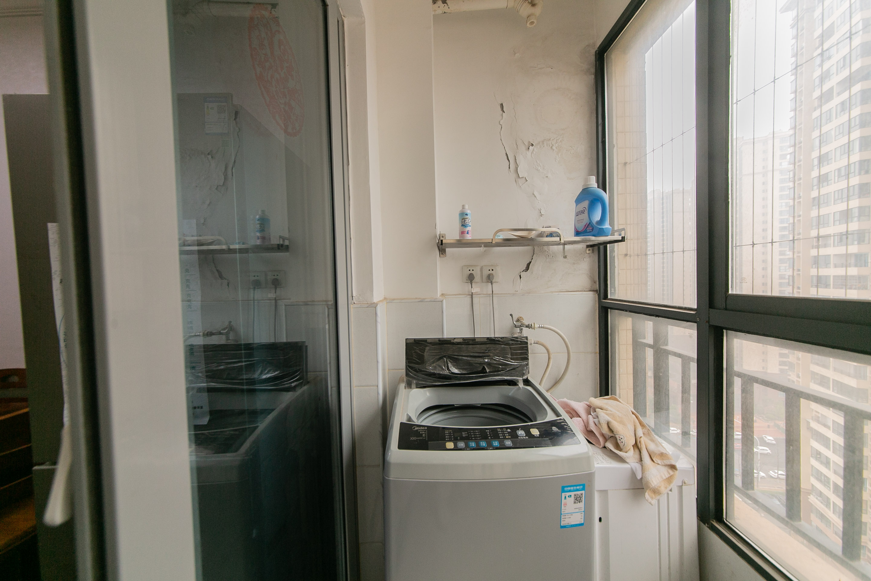 钱隆世家  3室2厅2卫    112.0万阳台