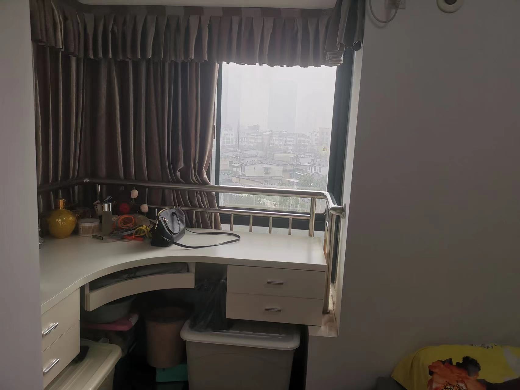 西域名邸  2室2厅1卫   81.80万 西域名邸  2室2厅1卫   81.80万室内图