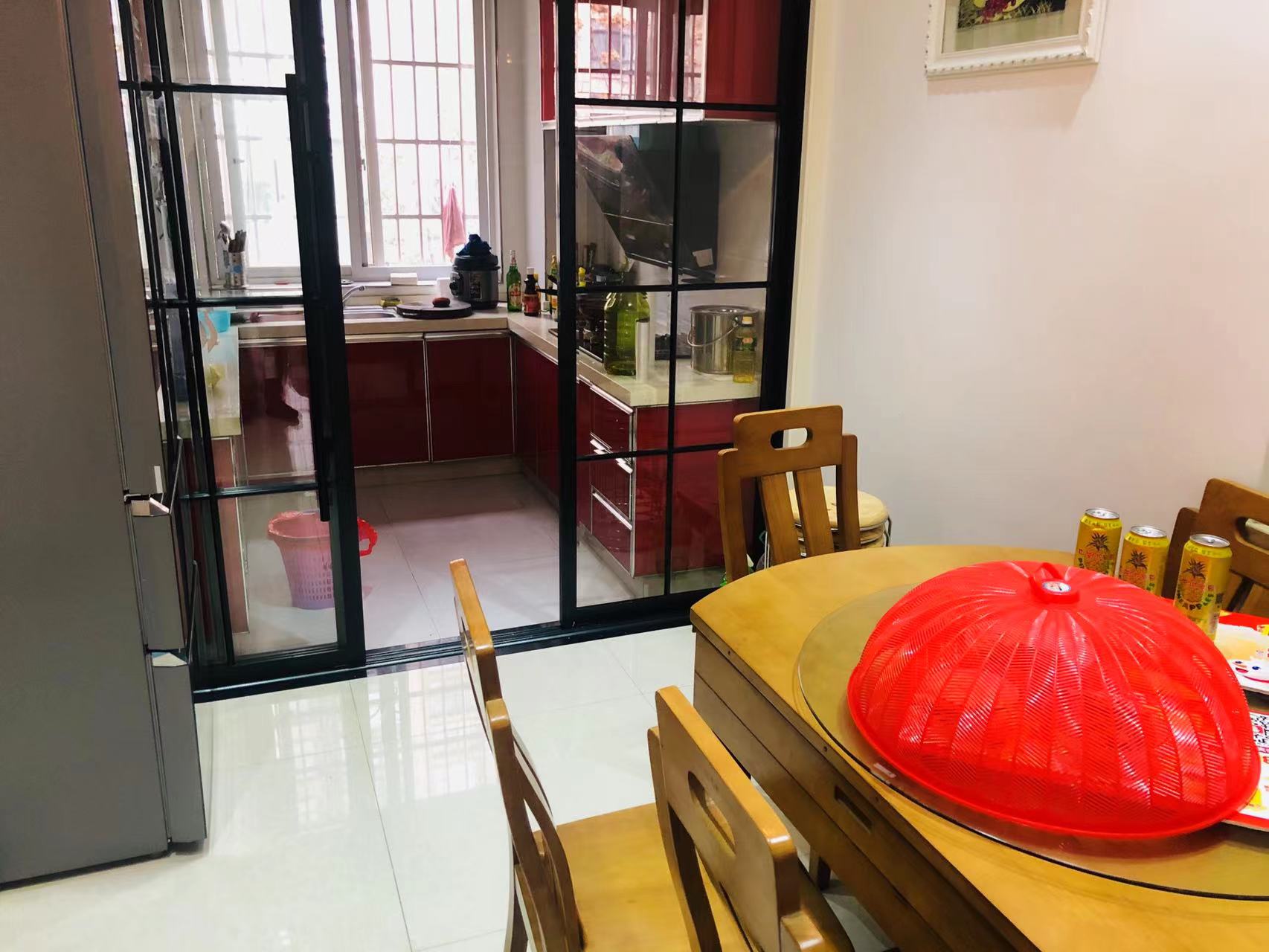 春满江南 2室2厅1卫 29.8万 春满江南 2室2厅1卫 29.8万客厅