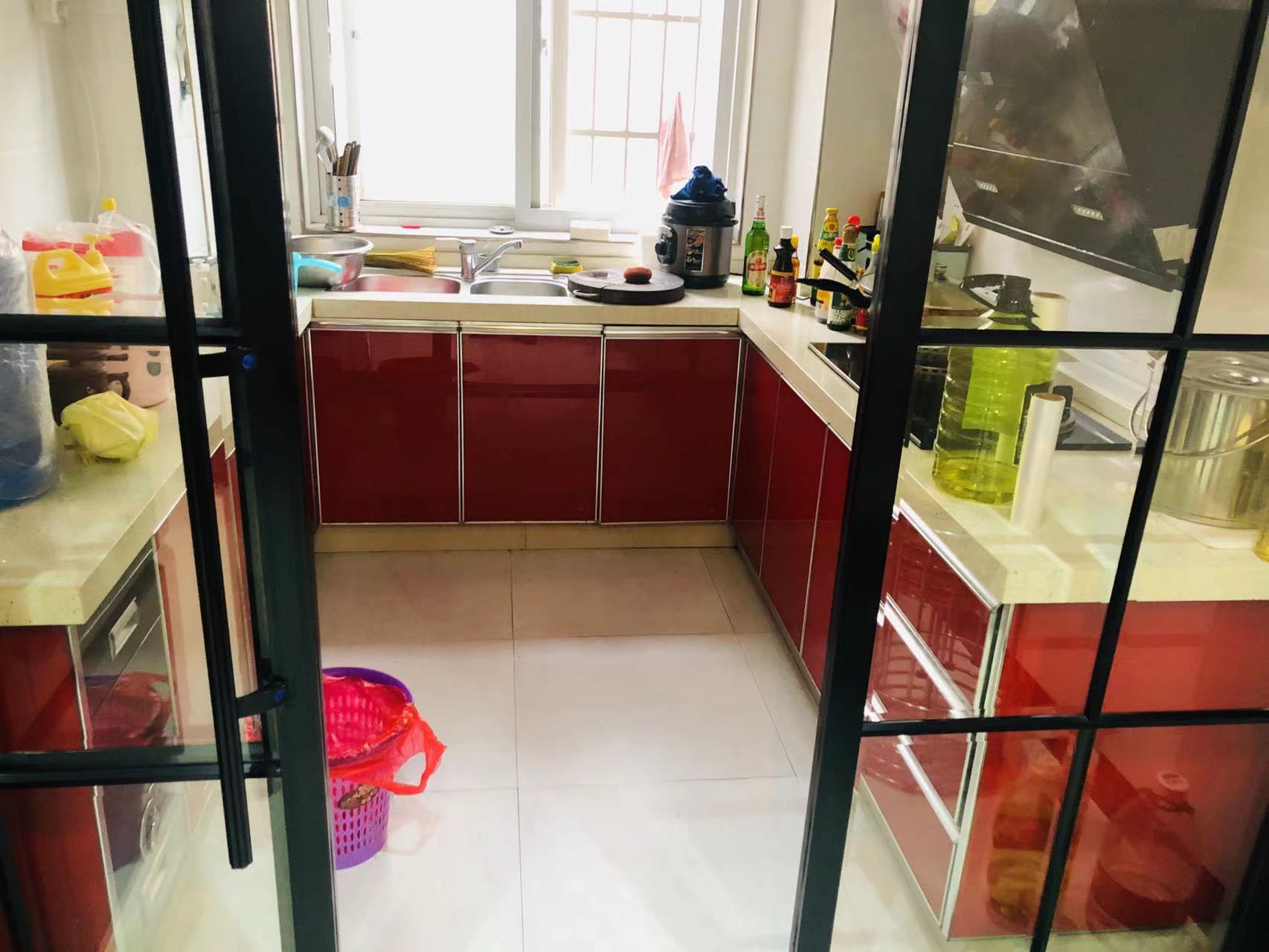 春满江南 2室2厅1卫 29.8万 春满江南 2室2厅1卫 29.8万客厅