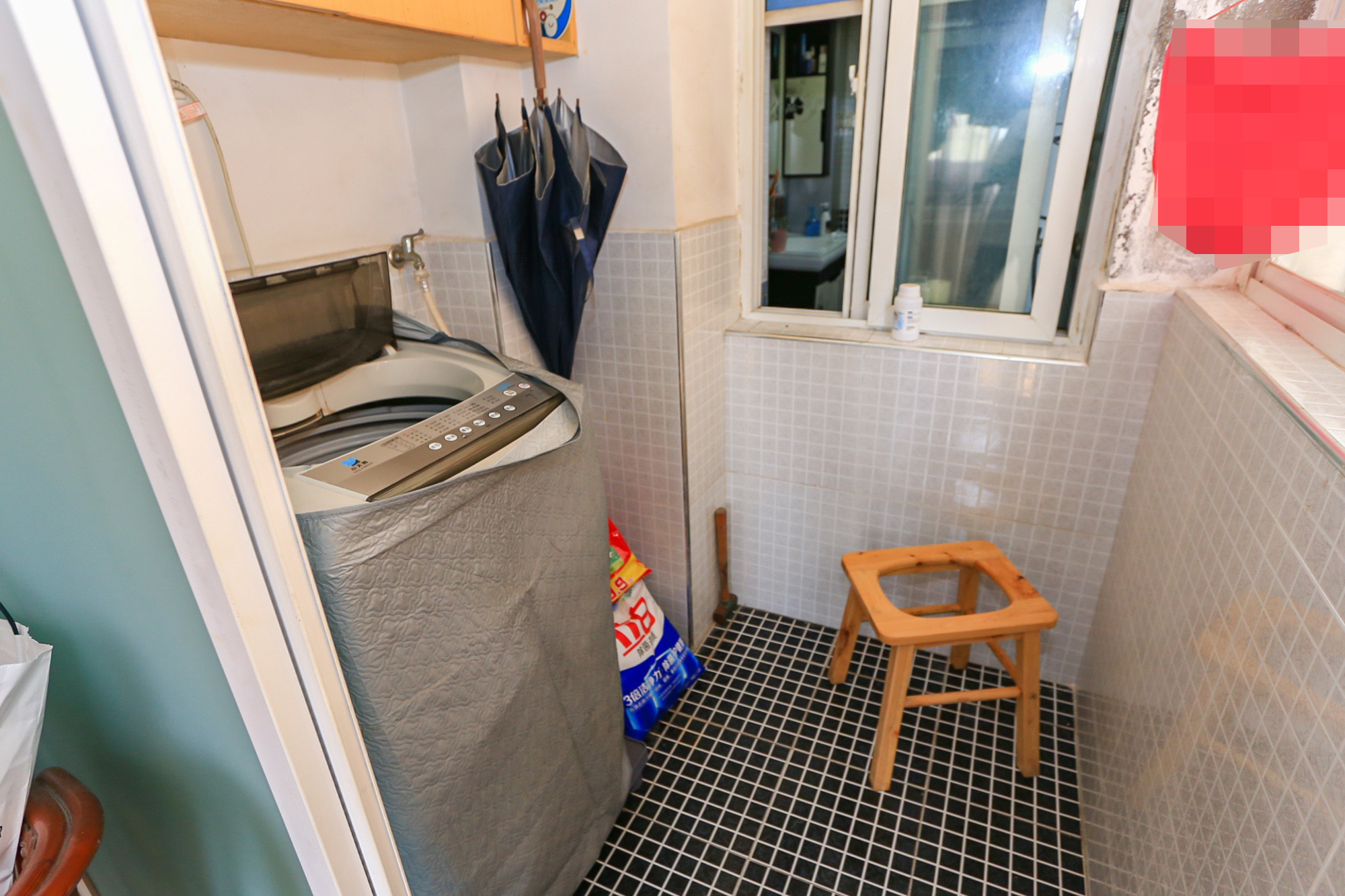 新诚小区  2室2厅1卫    51.8万 新诚小区  2室2厅1卫    51.8万阳台