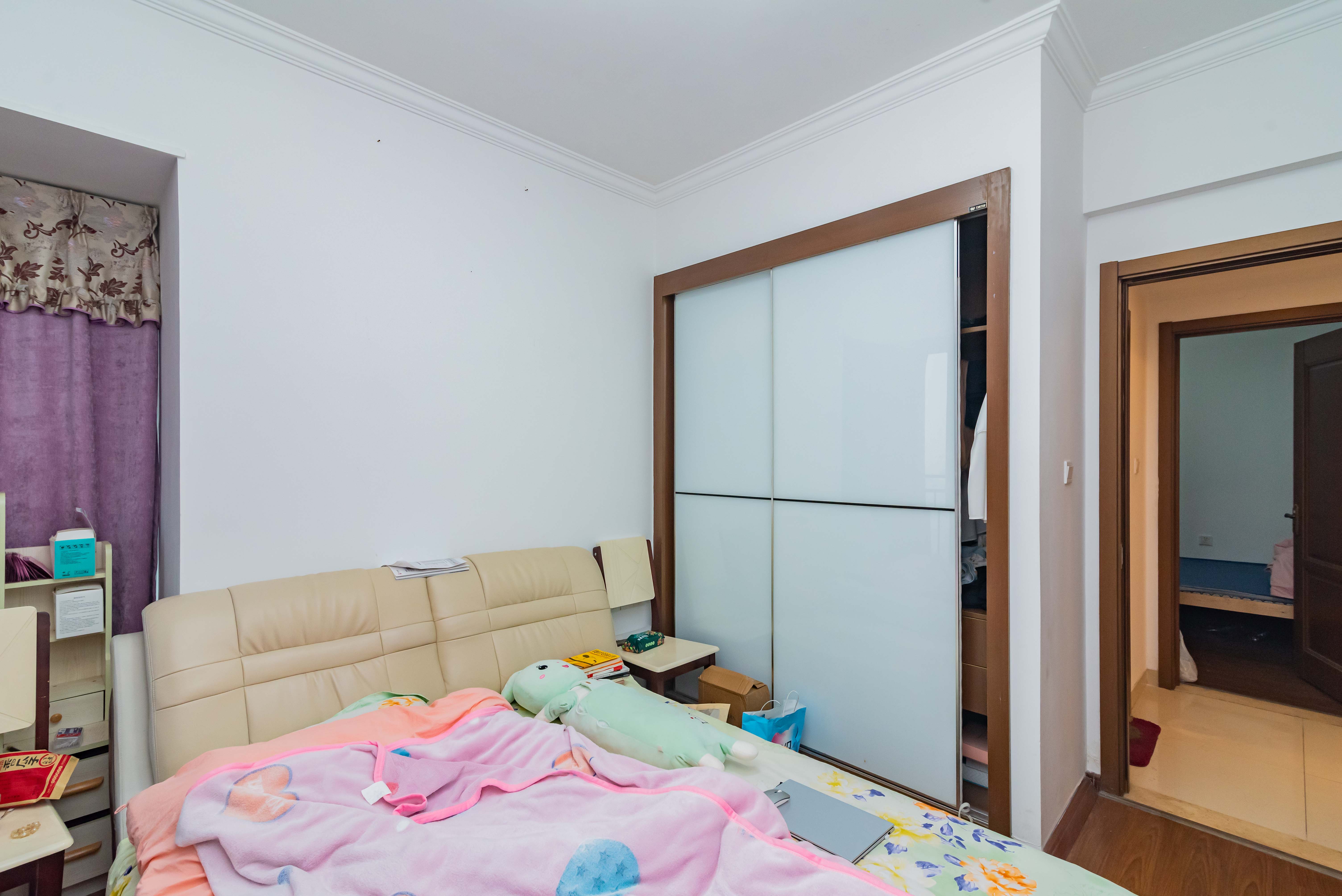 旺德府恺悦国际 2室2厅1卫 65.00万 旺德府恺悦国际 2室2厅1卫 65.00万卧室