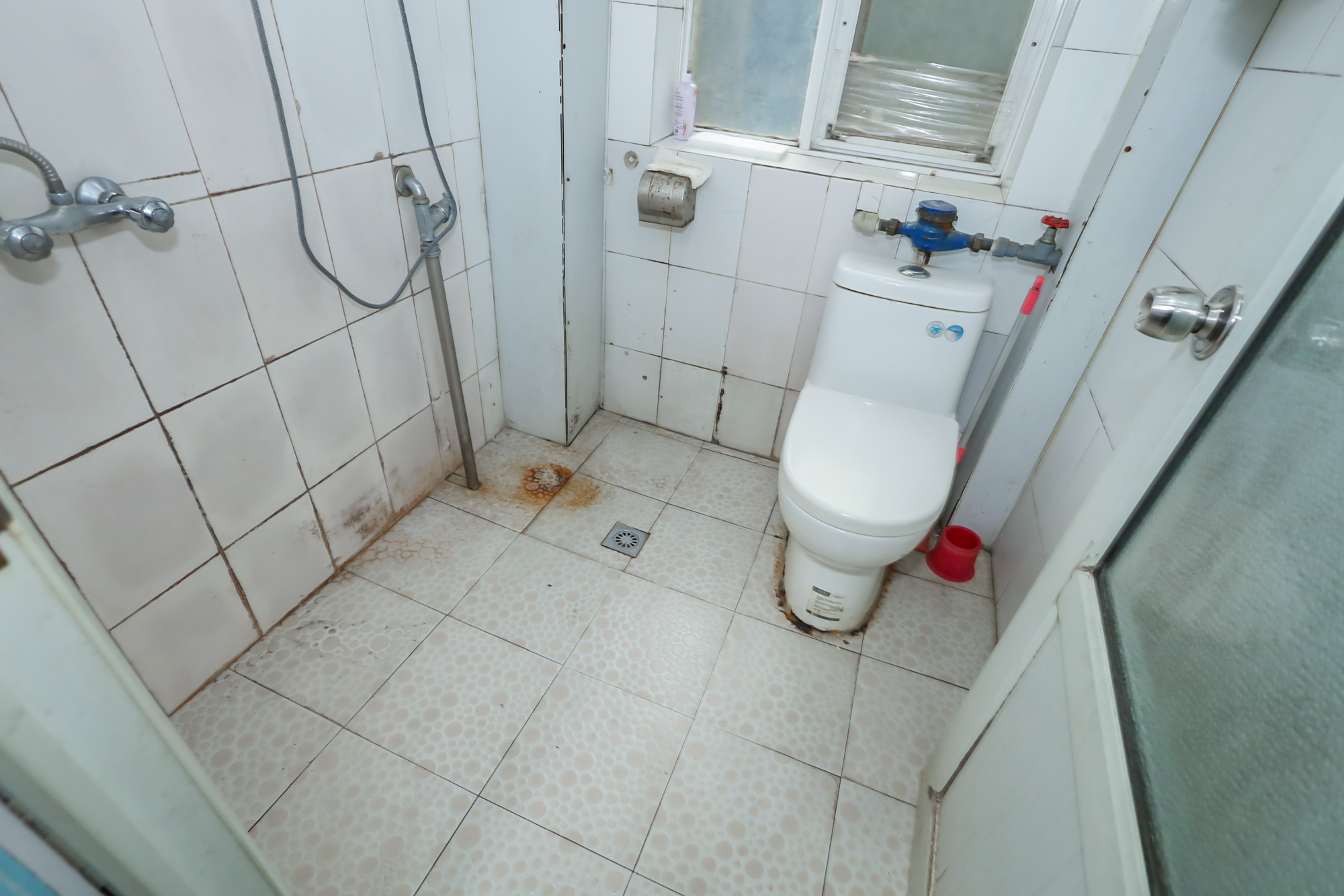 咸嘉新村西子园 2室2厅1卫 82.00万 咸嘉新村西子园 2室2厅1卫 82.00万卫生间