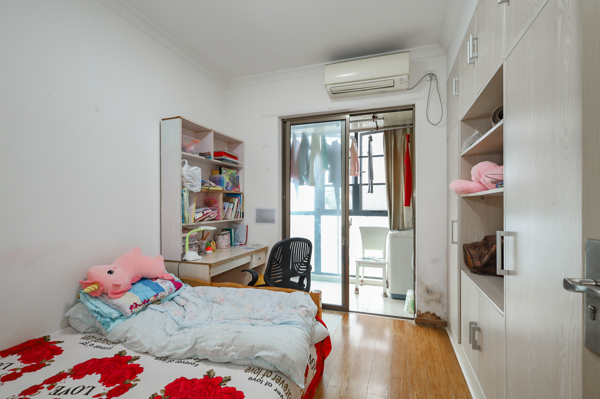 丽都桃源(金峰北院二期)  2室2厅1卫    50.0万 丽都桃源(金峰北院二期)  2室2厅1卫    50.0万卧室