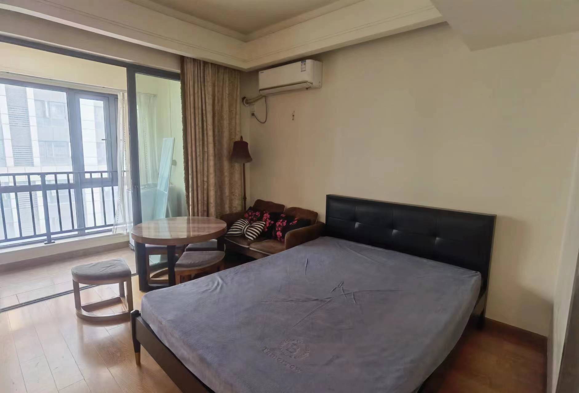 大汉希尔顿 1室1厅1卫 32.80万 大汉希尔顿 1室1厅1卫 32.80万室内图