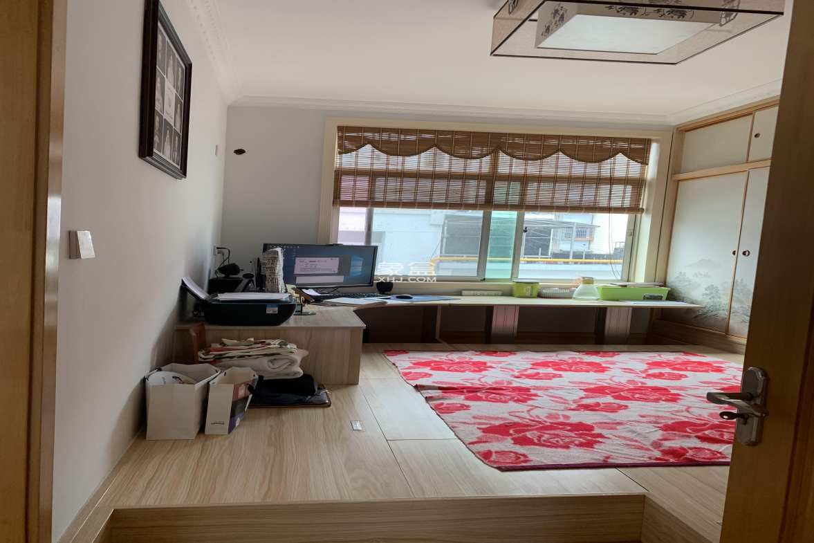 云里小区 4室2厅2卫 62.8万 云里小区 4室2厅2卫 62.8万室内图