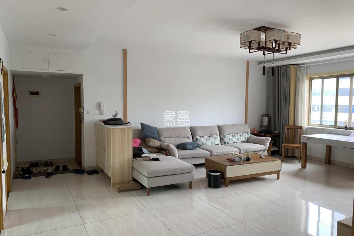 云里小区 4室2厅2卫 62.8万 云里小区 4室2厅2卫 62.8万室内图