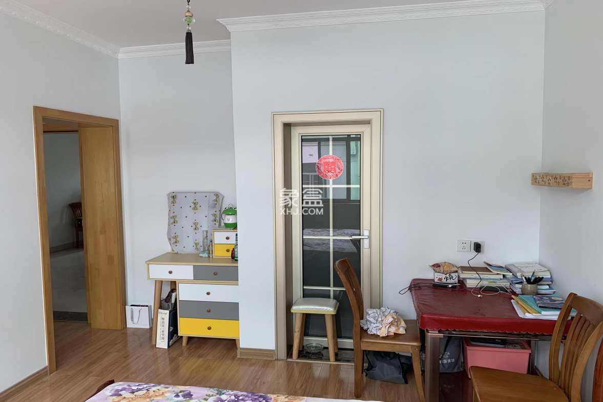 云里小区 4室2厅2卫 62.8万 云里小区 4室2厅2卫 62.8万室内图