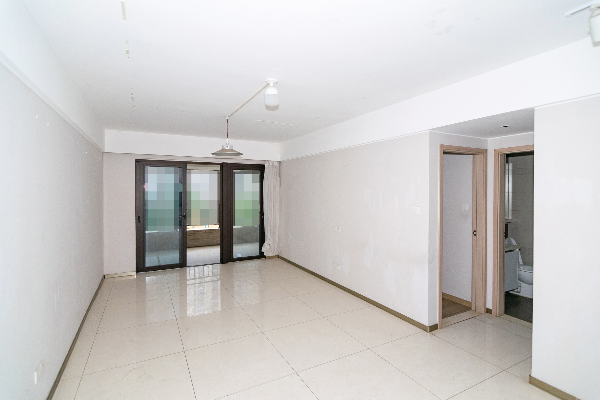 时代倾城三期 2室2厅1卫 81.0万 时代倾城三期 2室2厅1卫 81.0万客厅