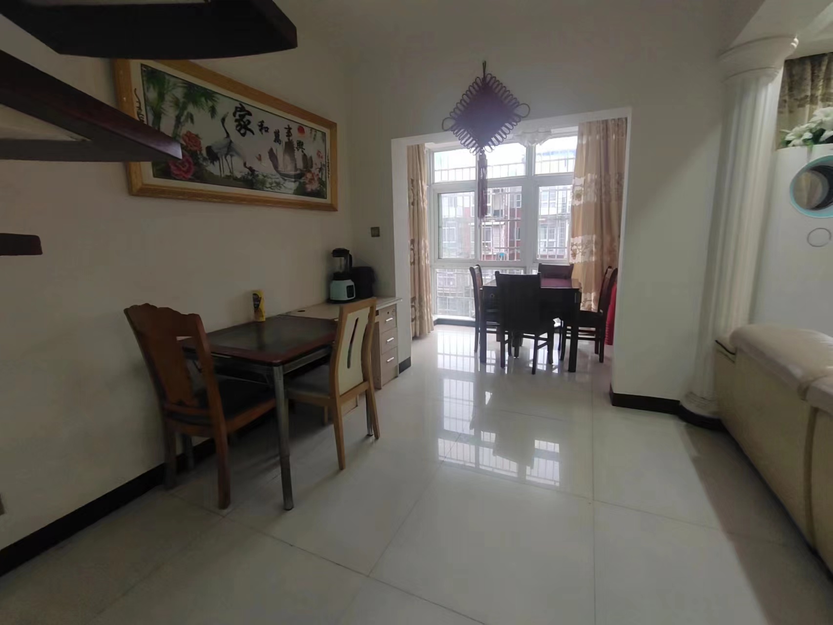 水陌华庭 5室3厅3卫 80.0万 水陌华庭 5室3厅3卫 80.0万室内图