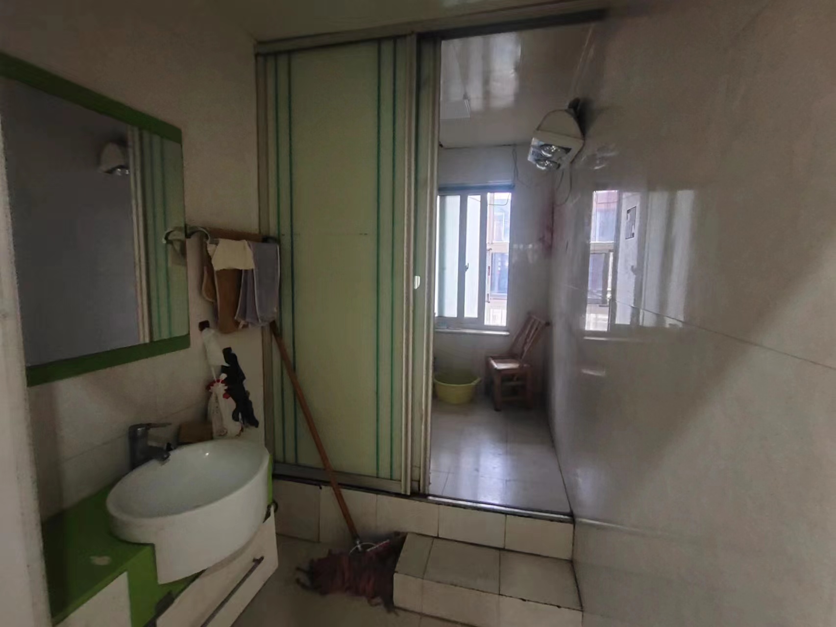 水陌华庭 5室3厅3卫 80.0万 水陌华庭 5室3厅3卫 80.0万室内图