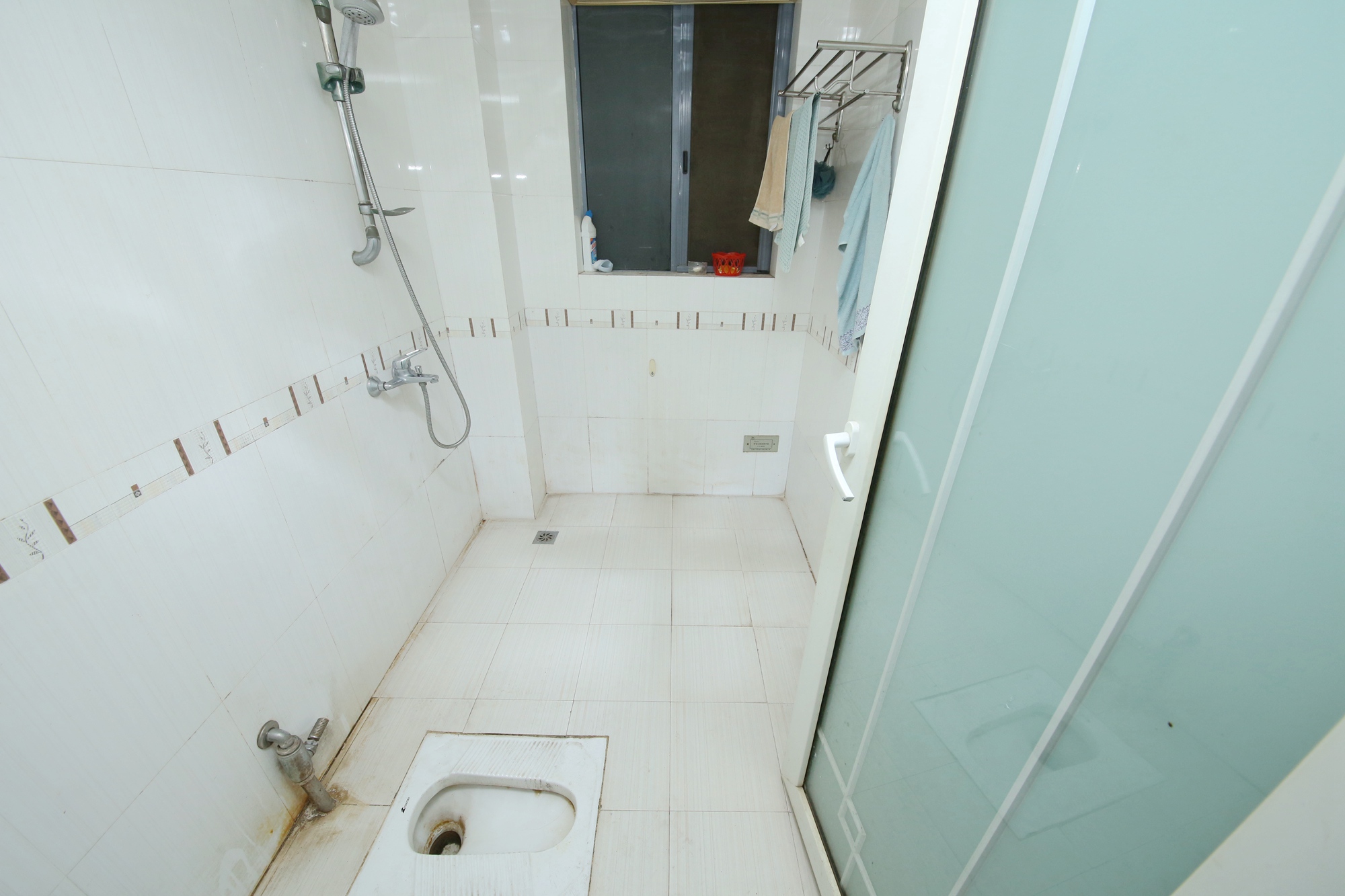 银港水晶城  3室2厅2卫   138.00万卫生间