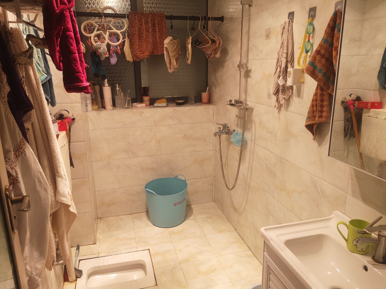 鑫科大厦 2室2厅1卫 48.0万 鑫科大厦 2室2厅1卫 48.0万室内图