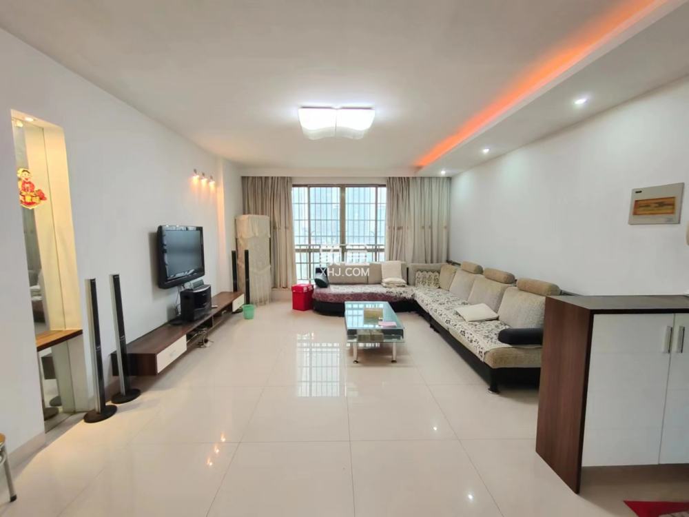 楚天花园  3室2厅2卫    70.0万