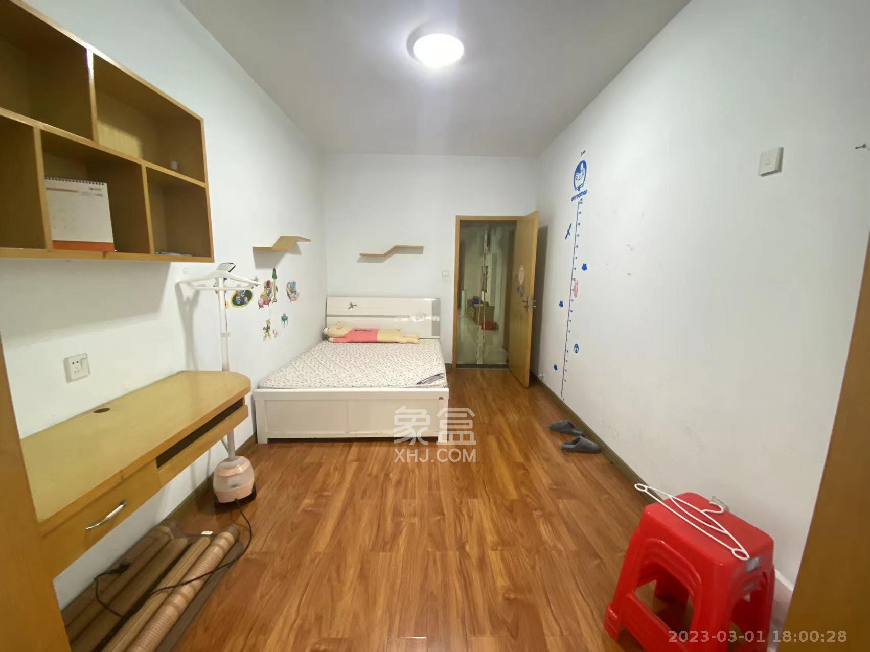 春满江南  3室2厅2卫    1500.0元/月小区图
