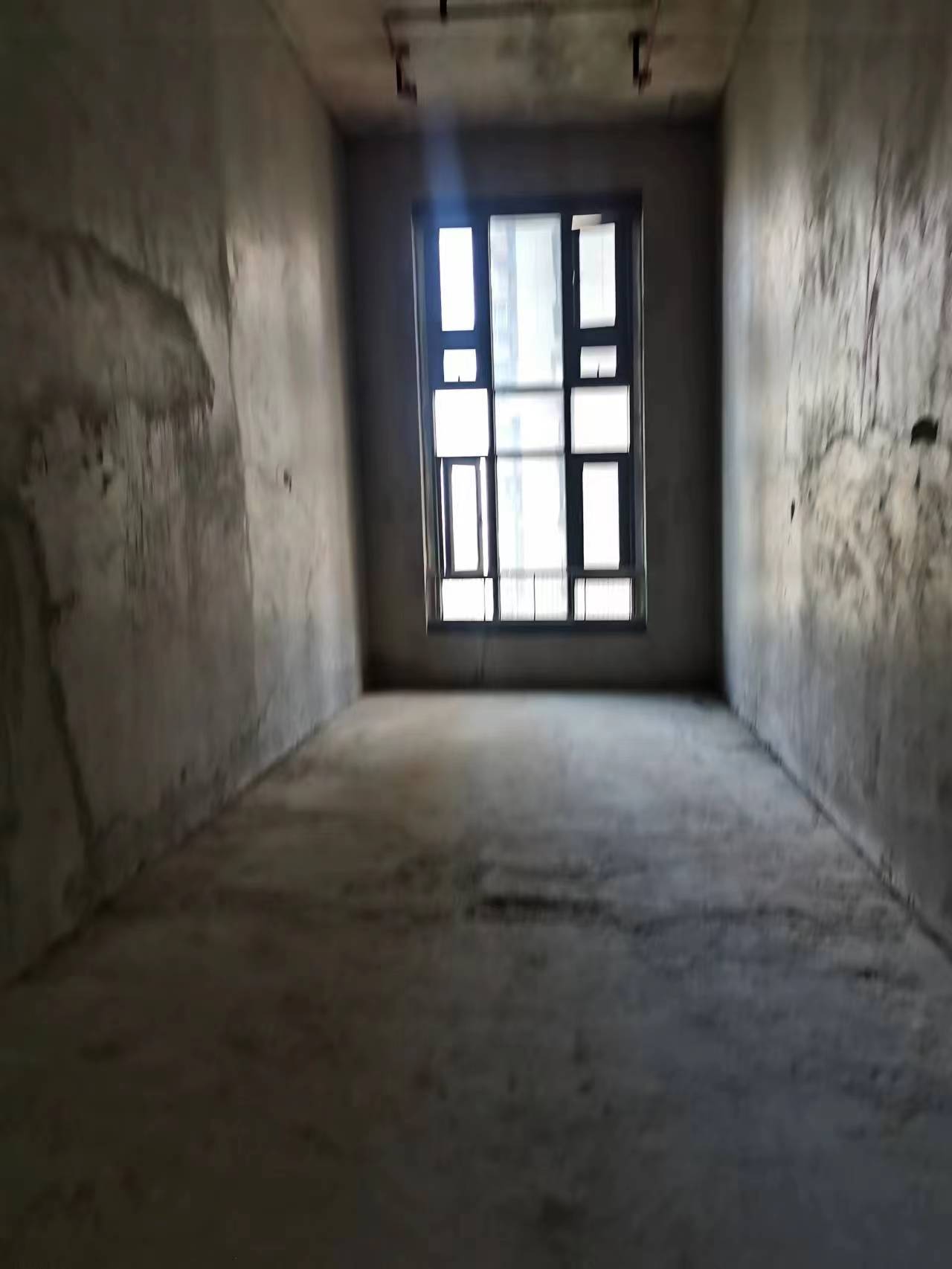 恒大滨河左岸  1室1厅1卫   1500.00元/月室内图